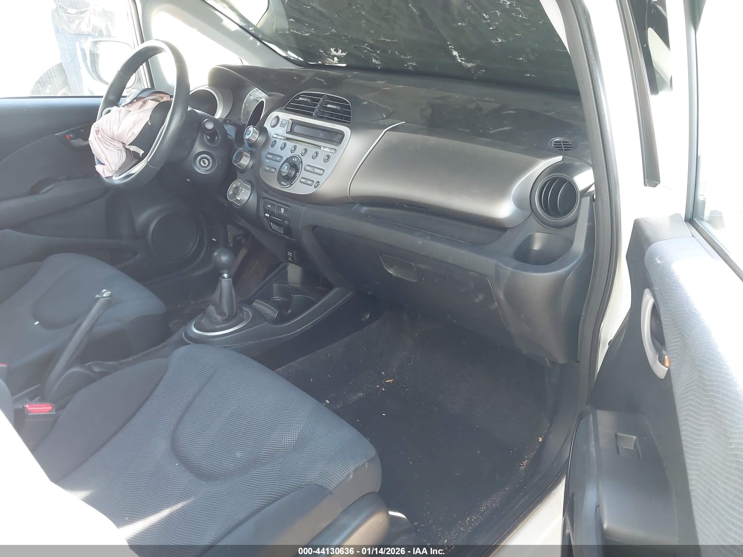 HONDA FIT image 5