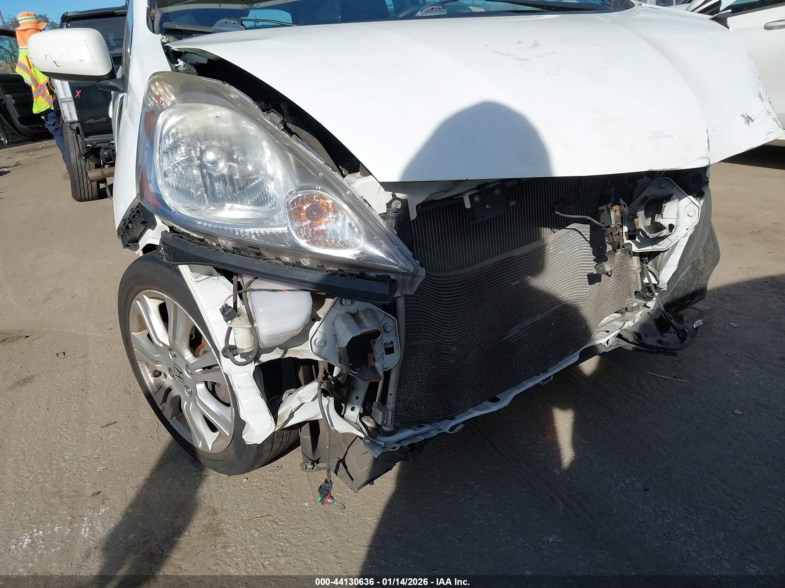 HONDA FIT image 6