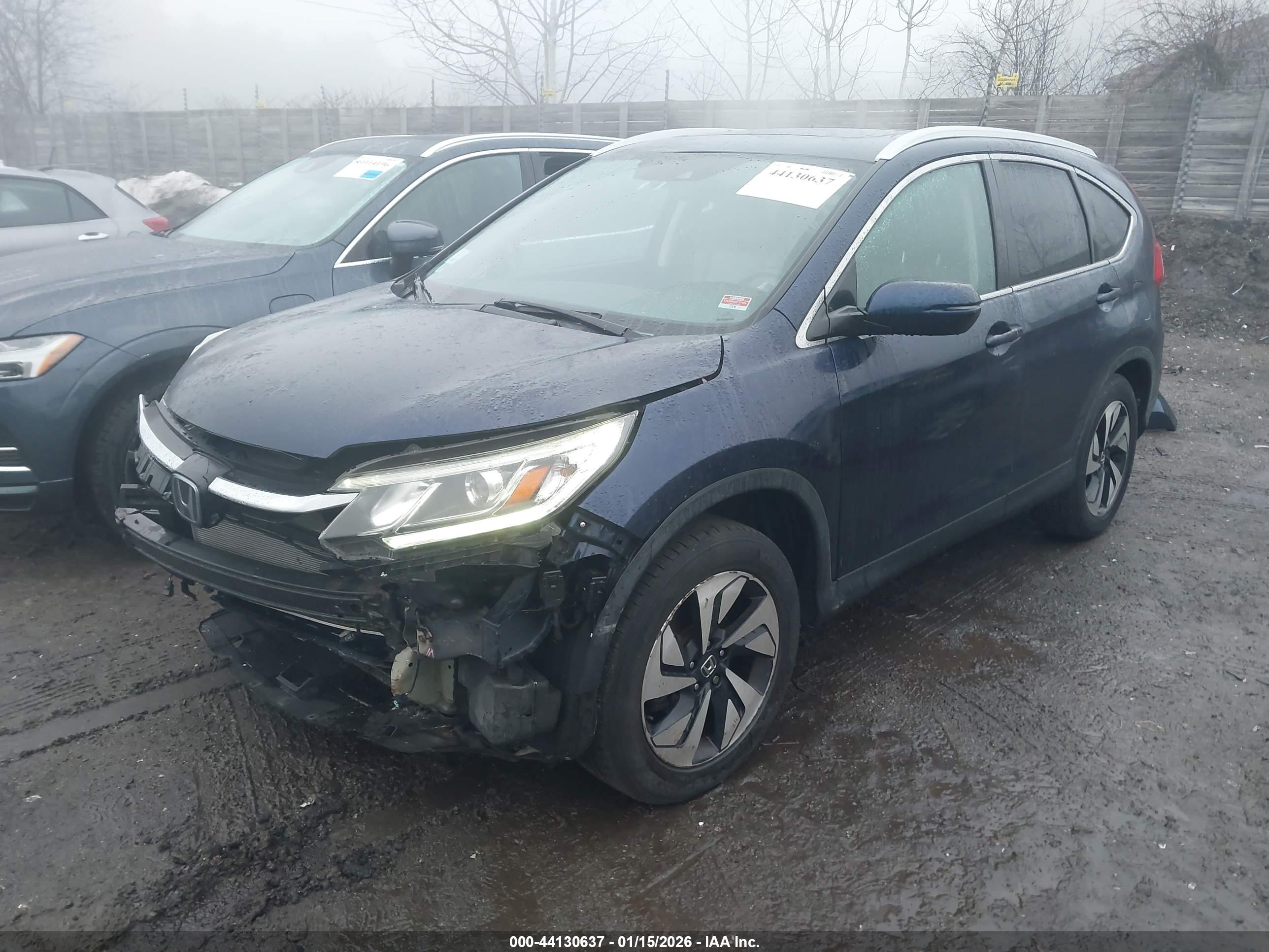 HONDA CR-V image 2