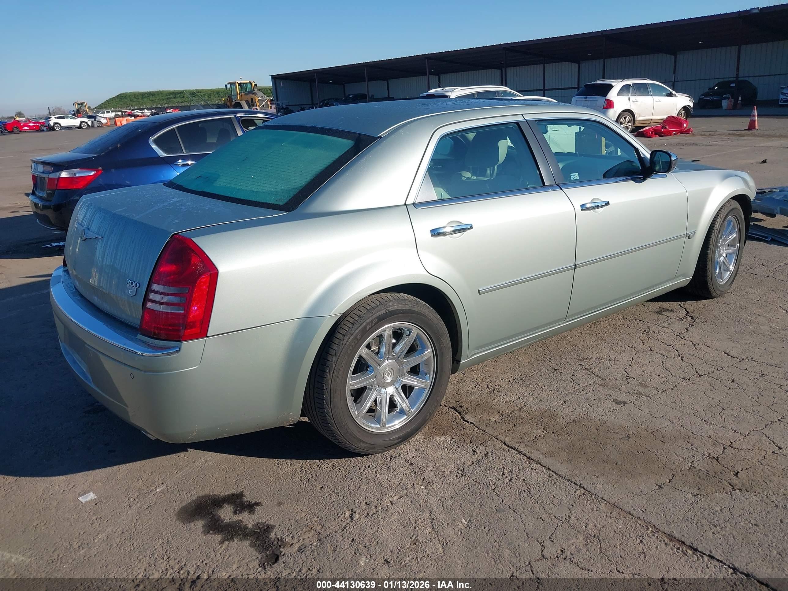 CHRYSLER 300C image 4