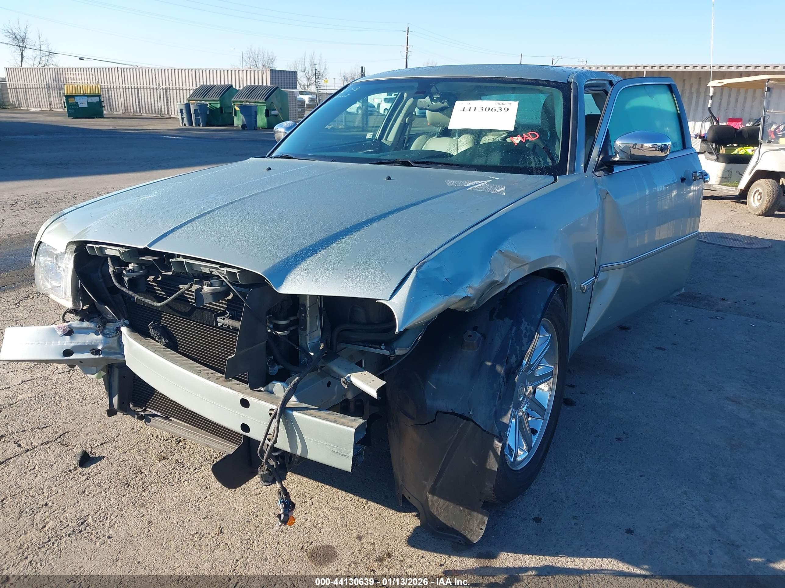 CHRYSLER 300C image 6