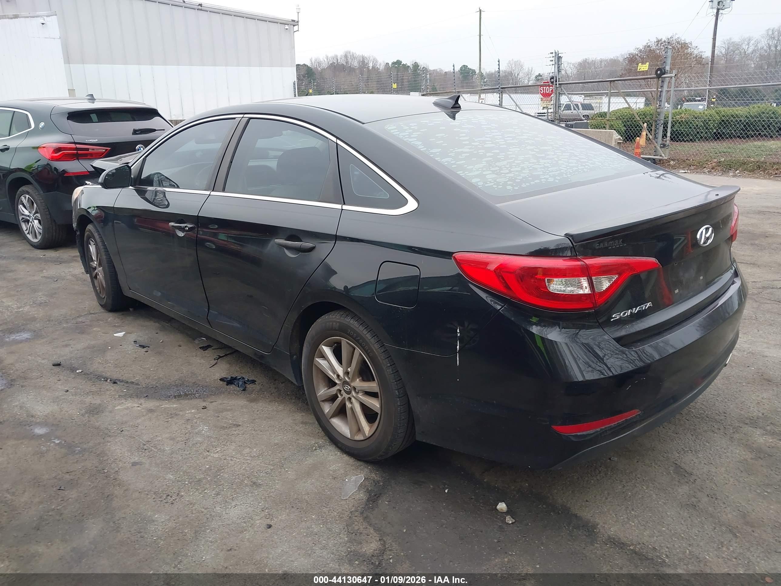 HYUNDAI SONATA image 3