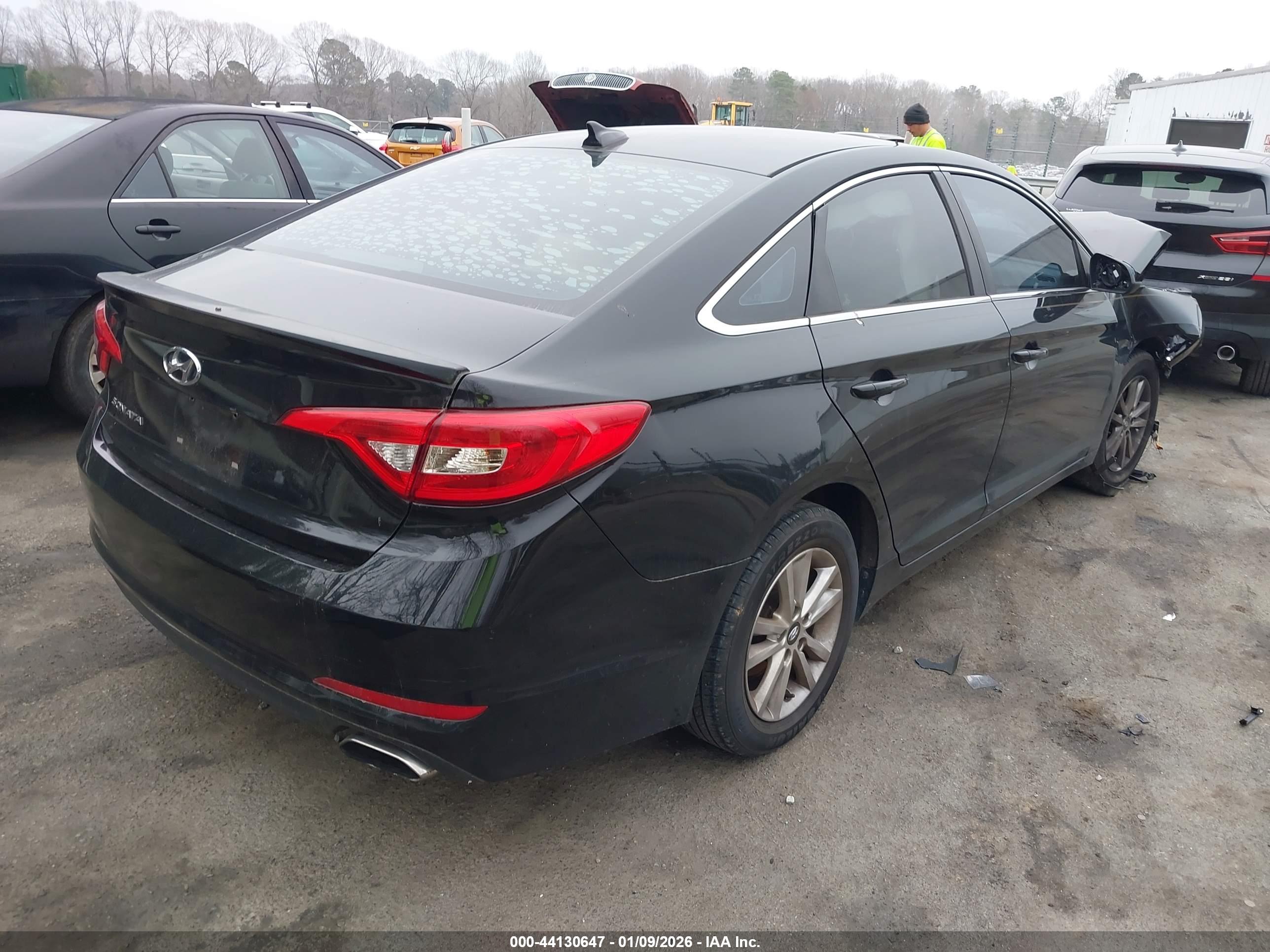 HYUNDAI SONATA image 4