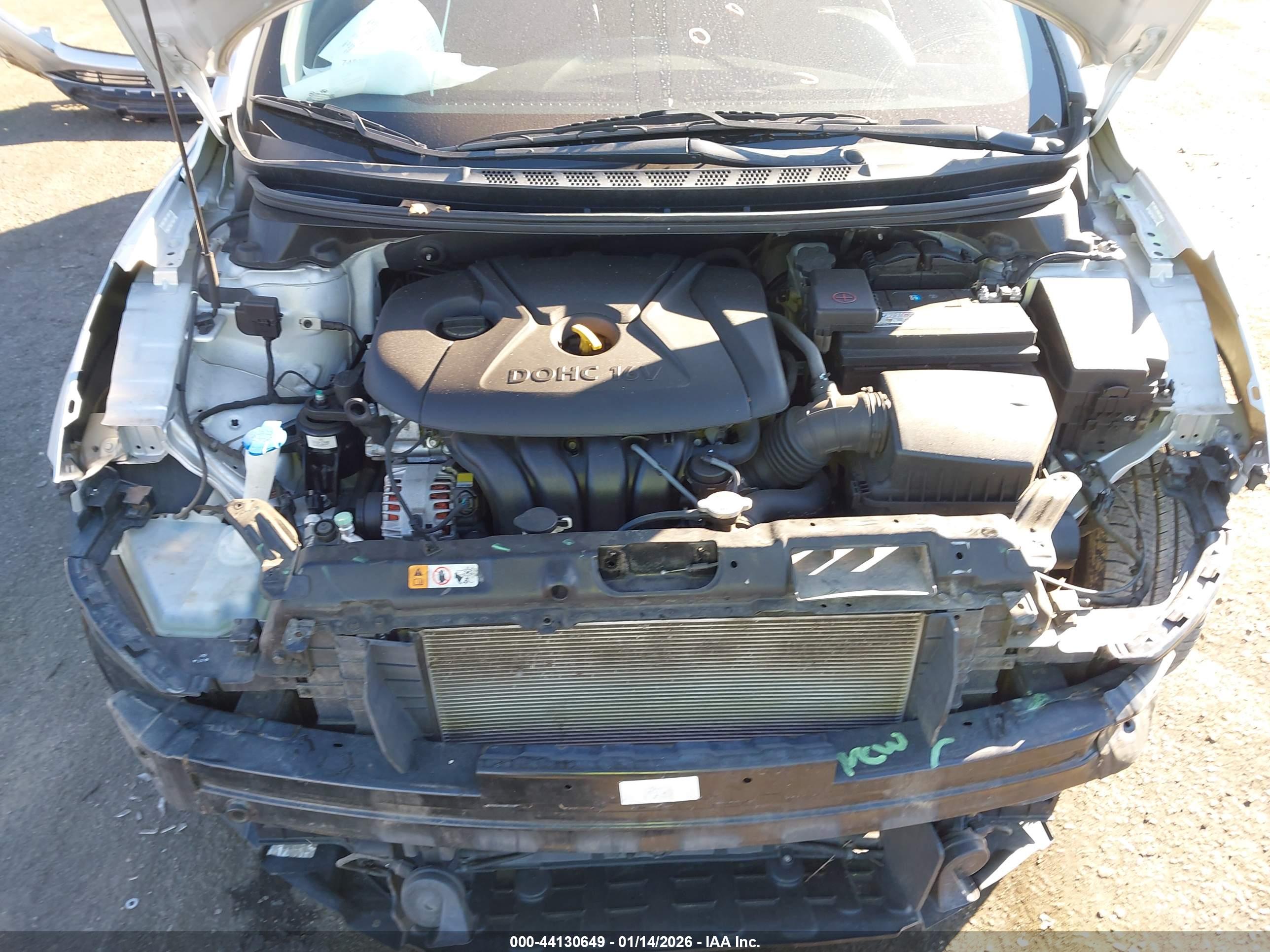 HYUNDAI ELANTRA image 10