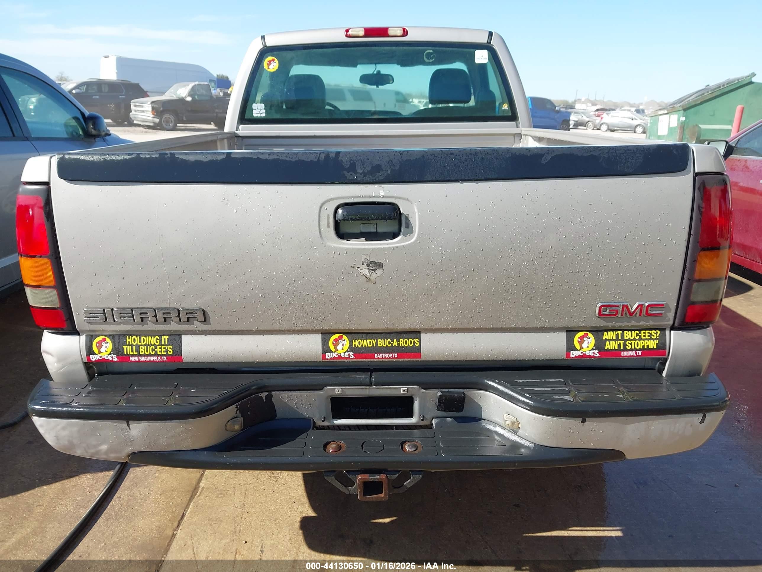 GMC SIERRA image 8