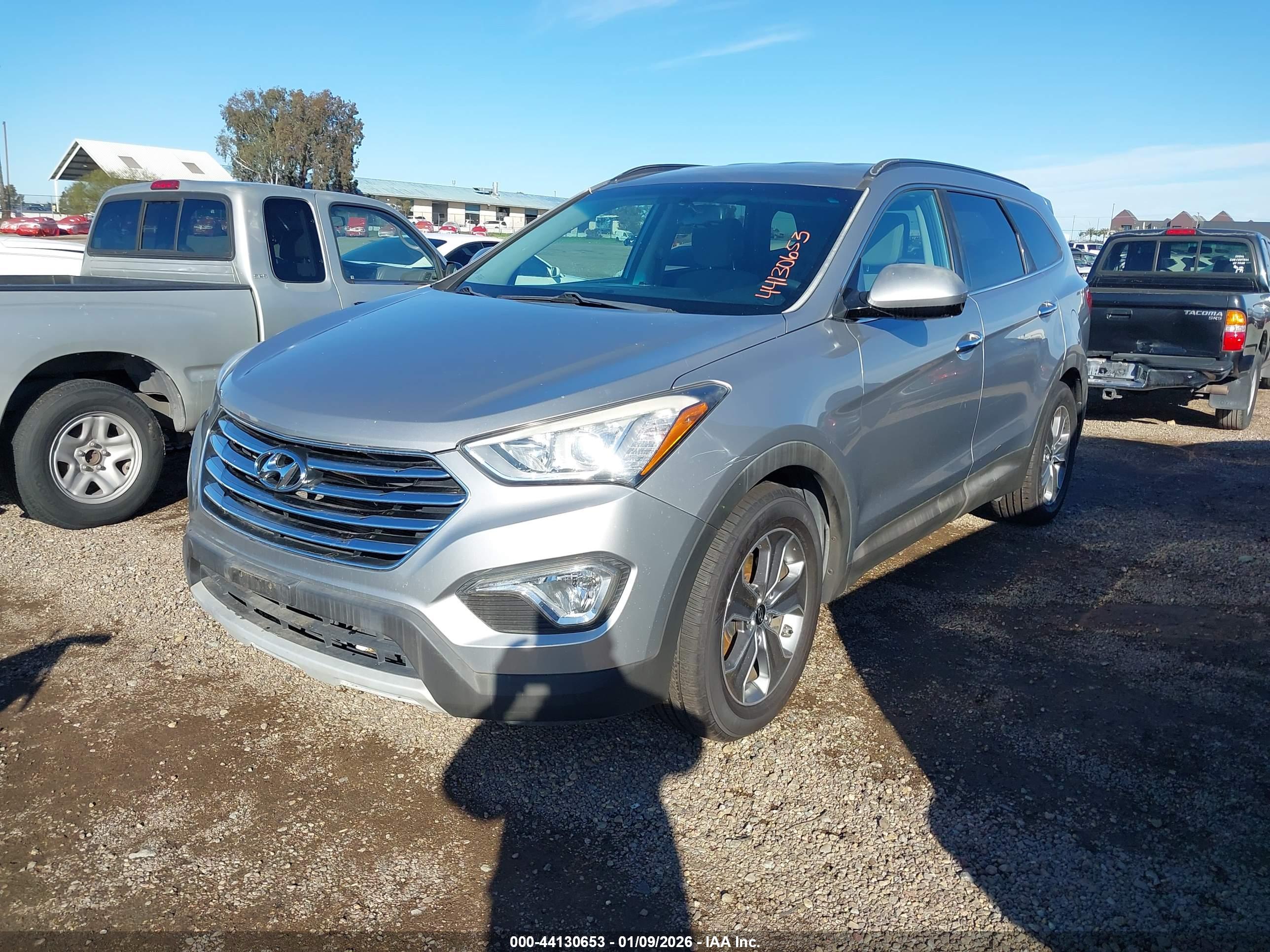 HYUNDAI SANTA image 2