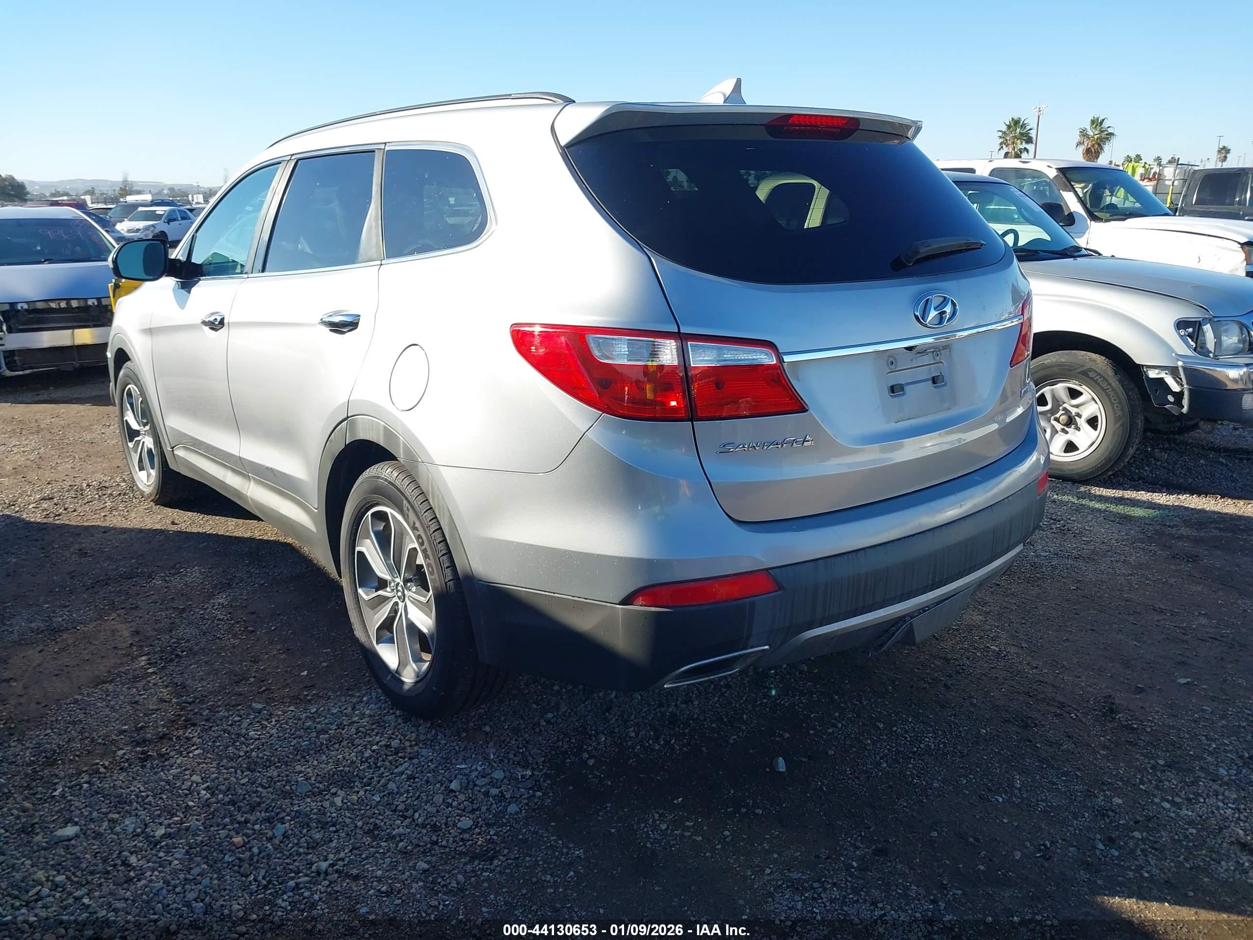HYUNDAI SANTA image 3