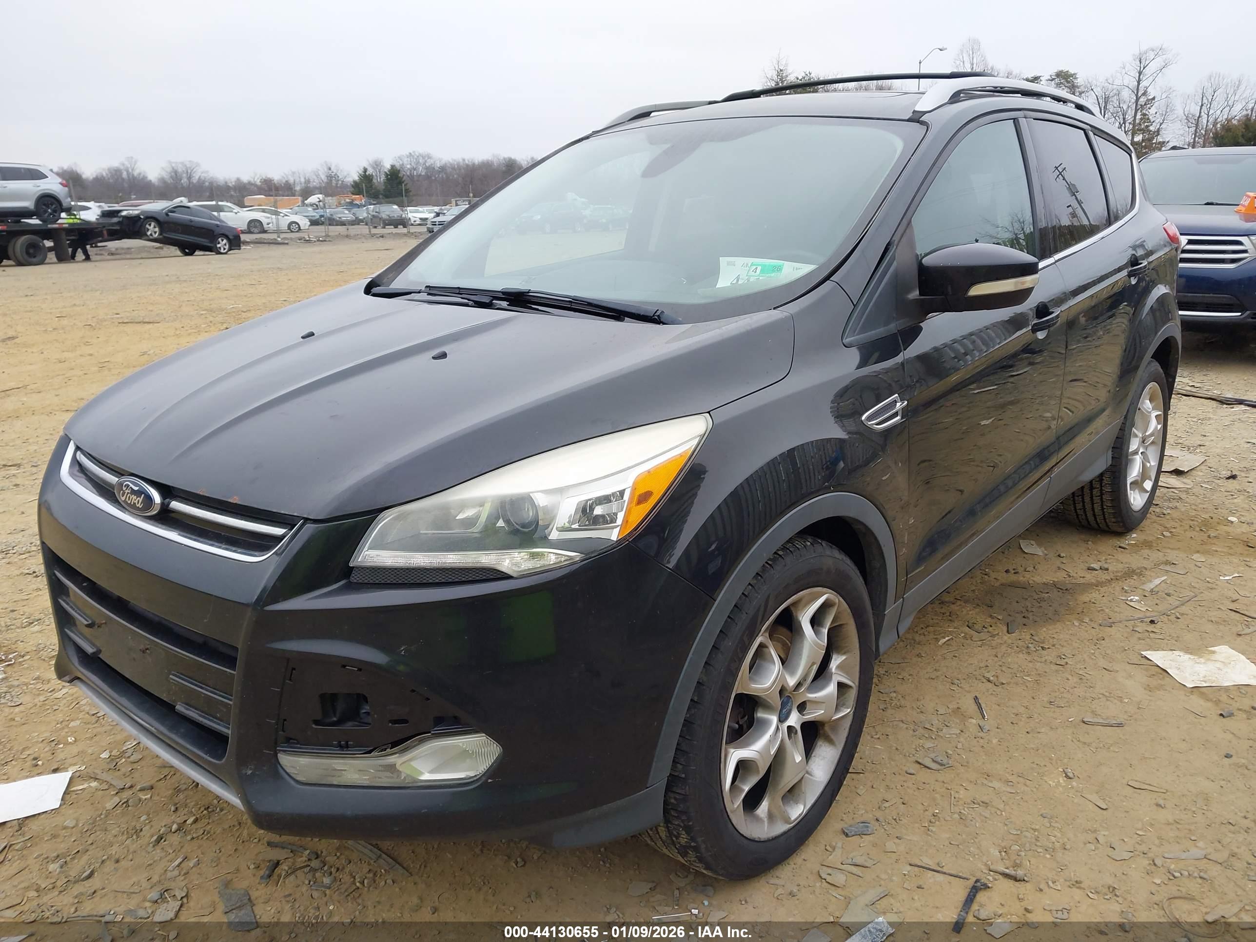 FORD ESCAPE image 2