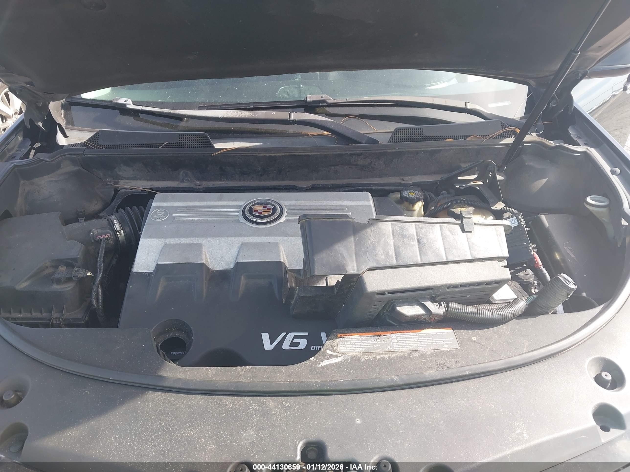 CADILLAC SRX image 10