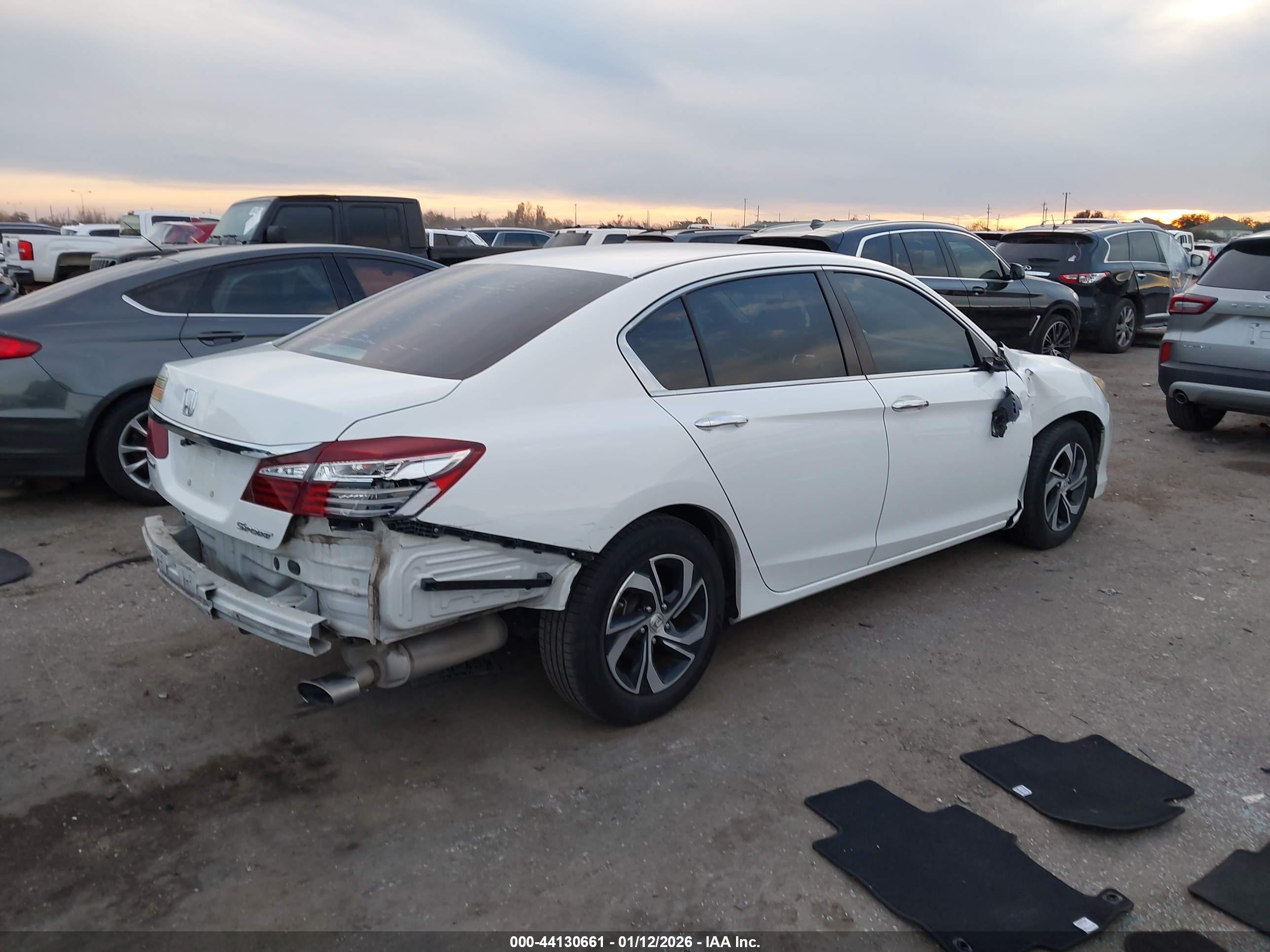 HONDA ACCORD image 4