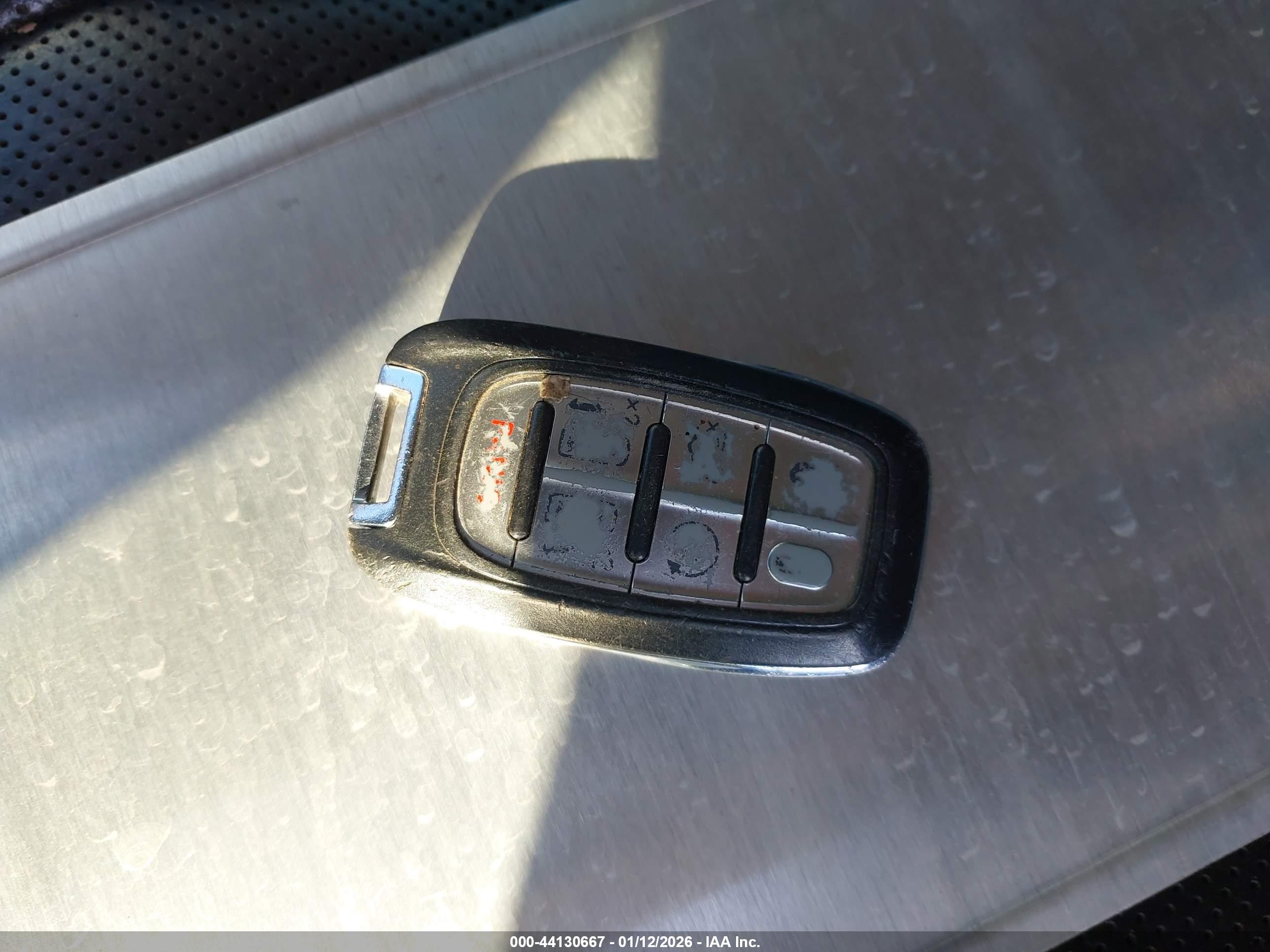 CHRYSLER PACIFICA image 11