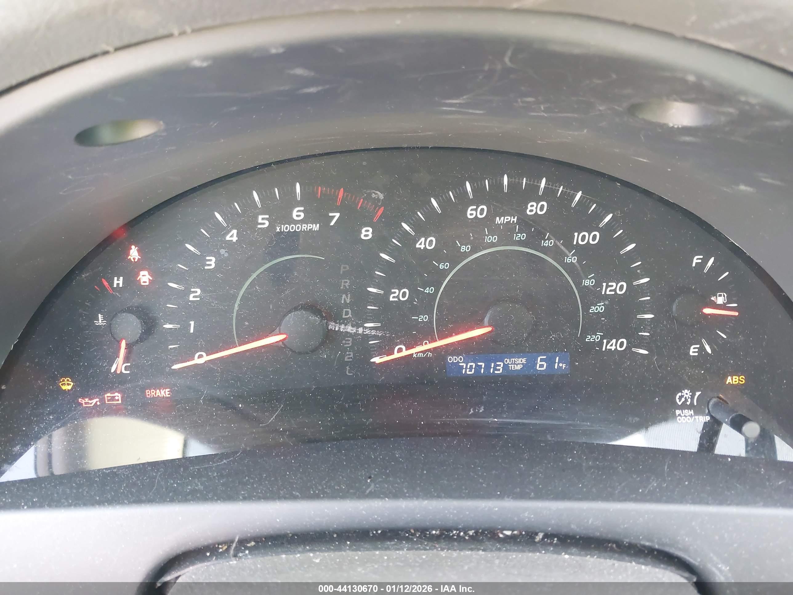 TOYOTA CAMRY image 7