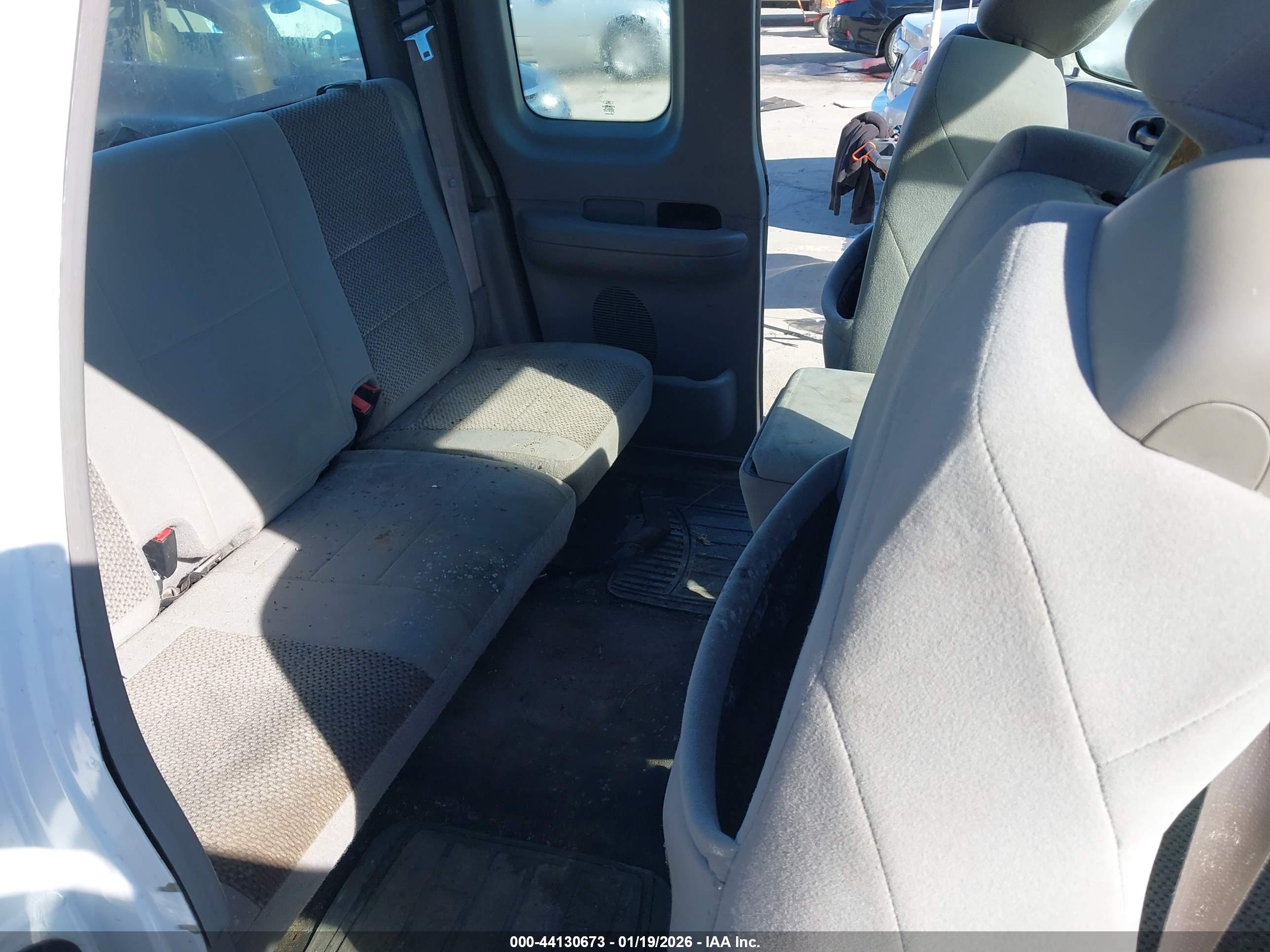FORD F-150 image 8