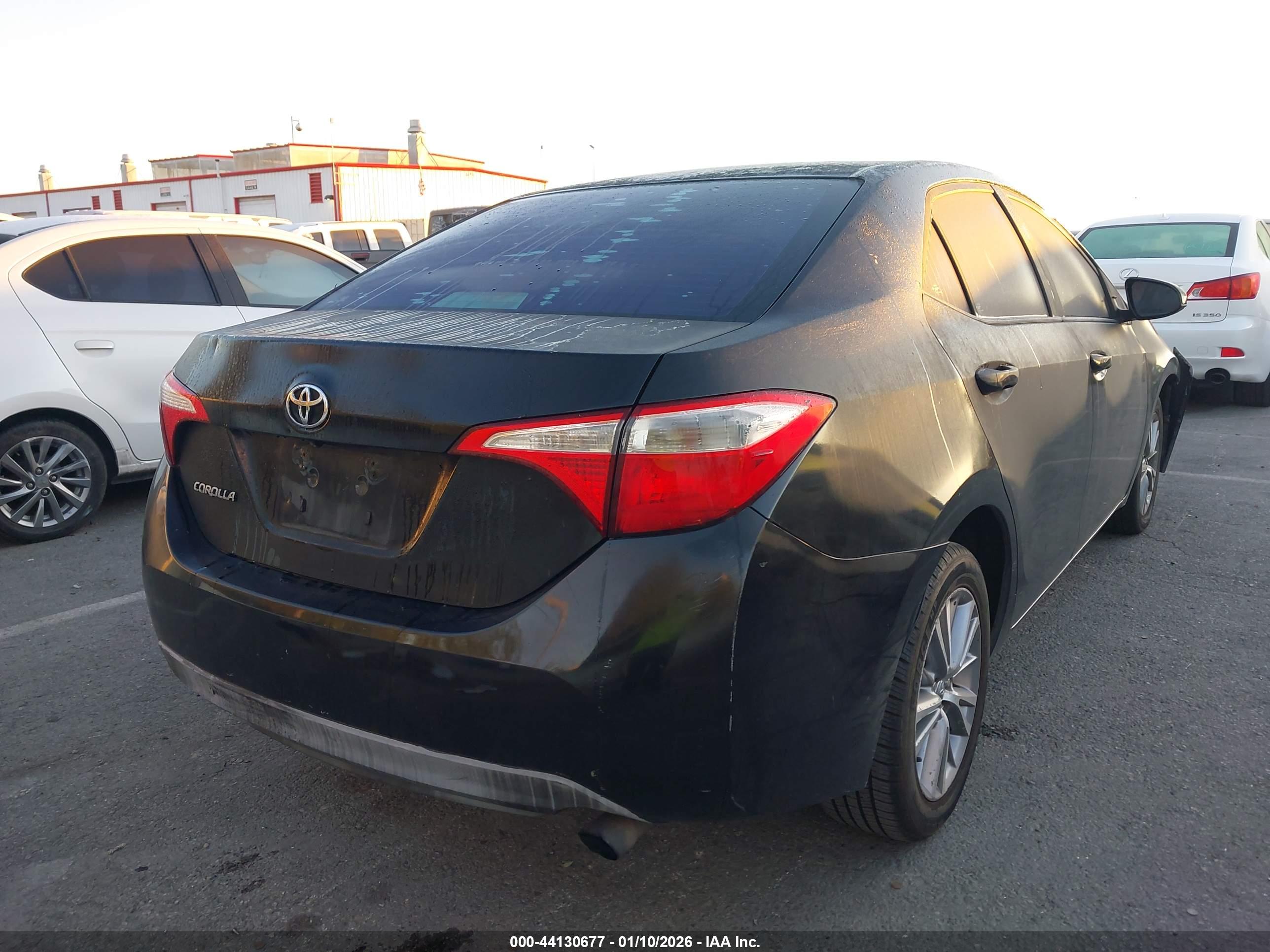 TOYOTA COROLLA image 4