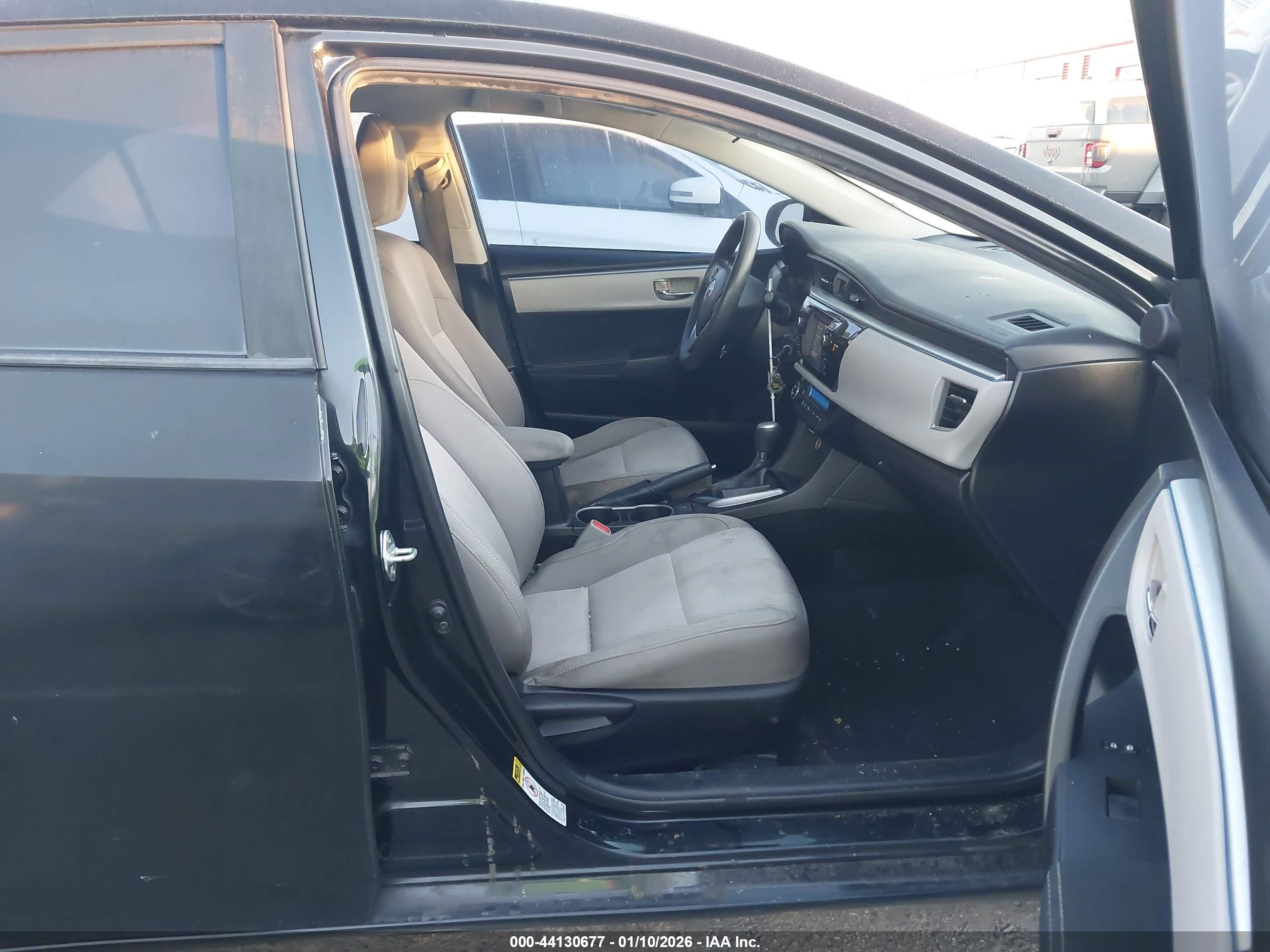 TOYOTA COROLLA image 5