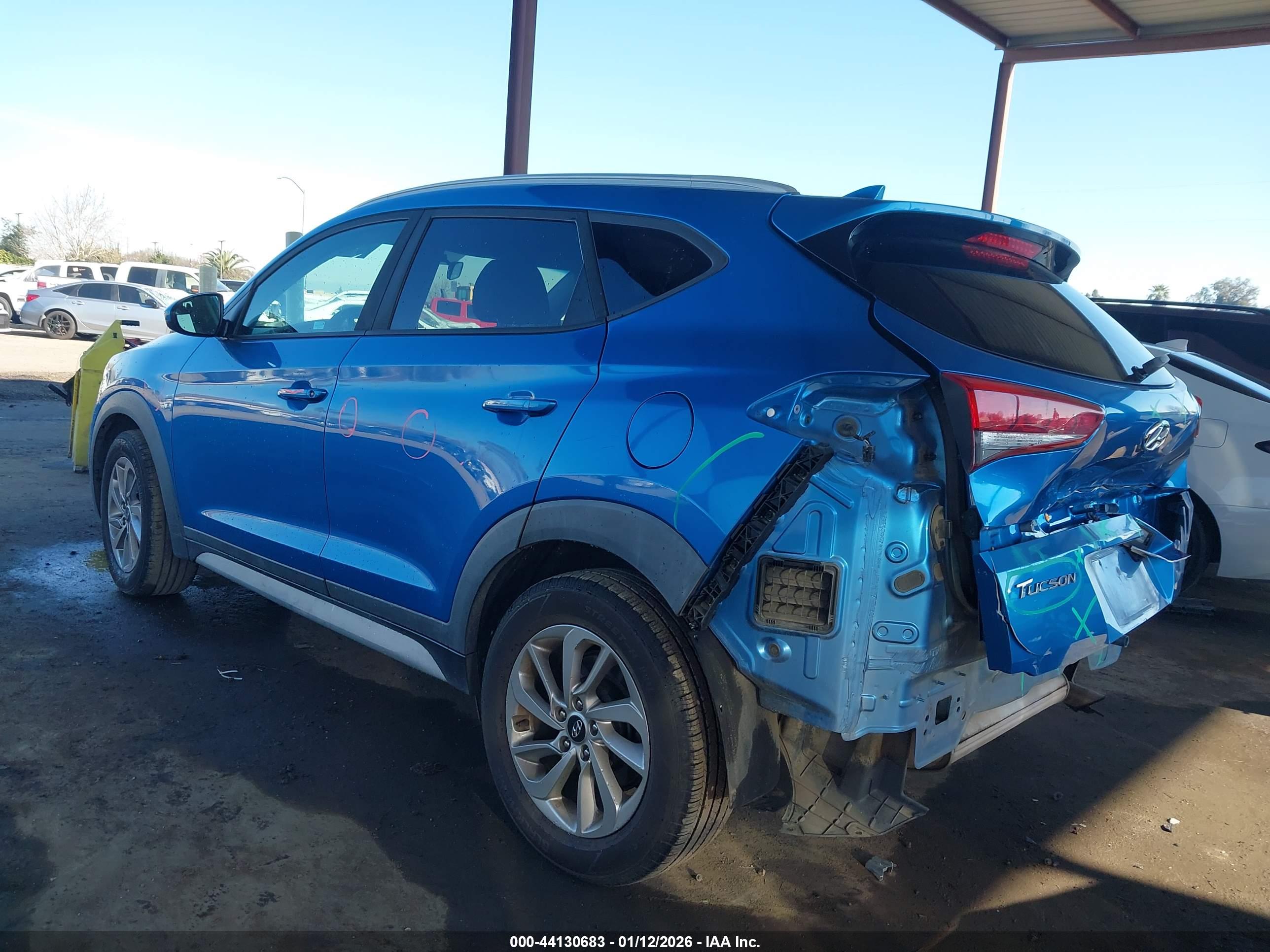 HYUNDAI TUCSON image 3