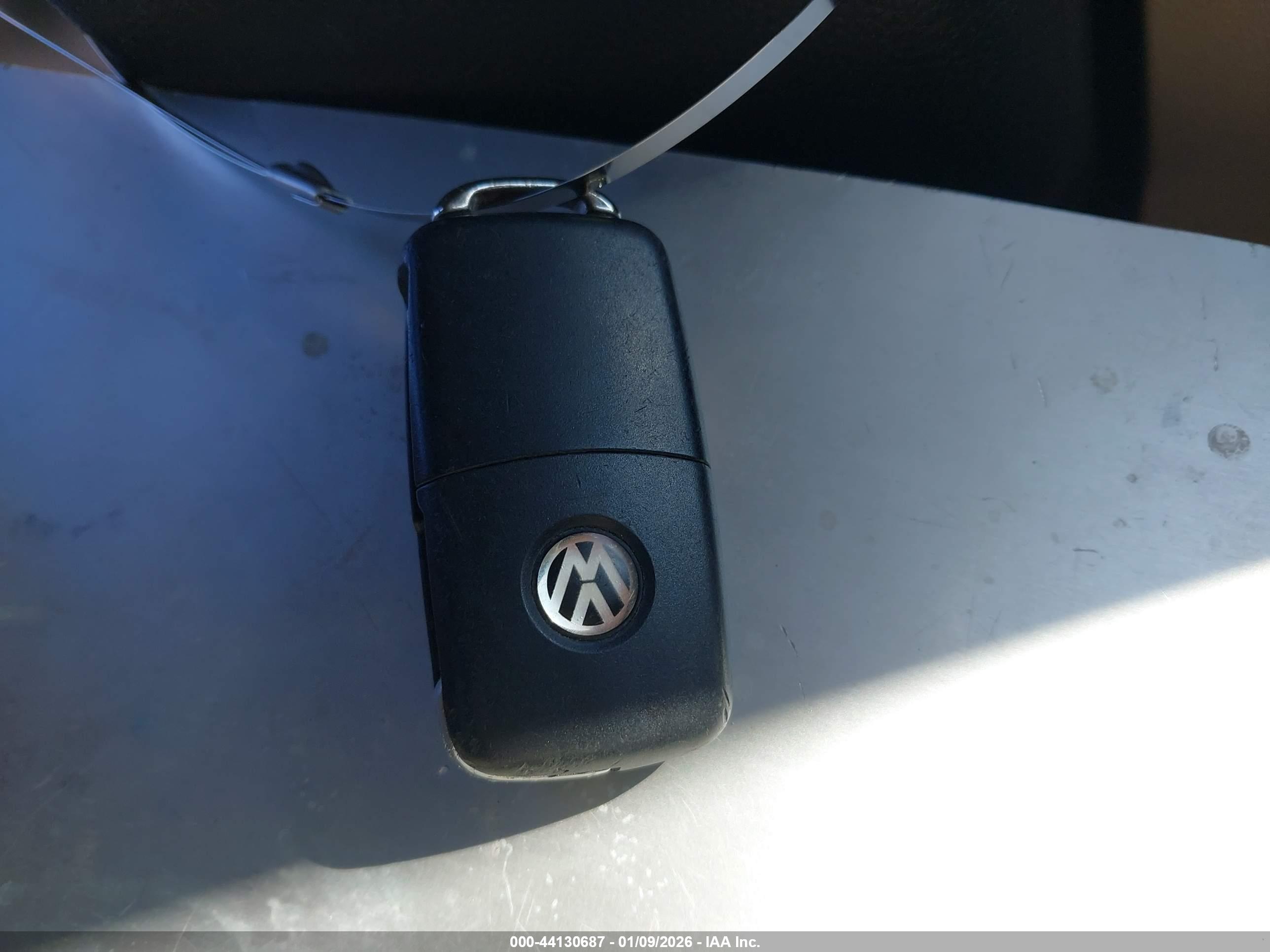 VOLKSWAGEN JETTA image 11