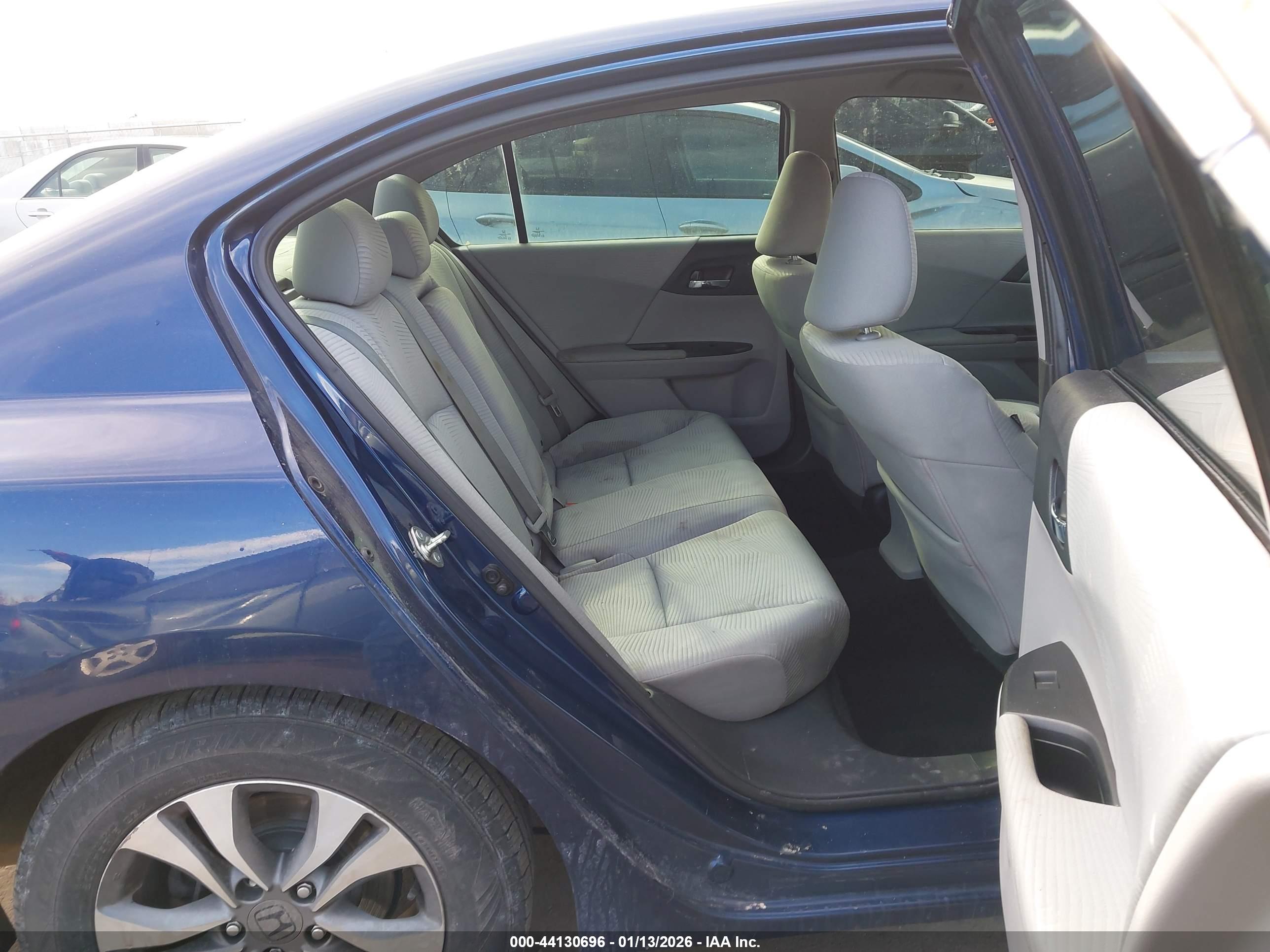 HONDA ACCORD image 8