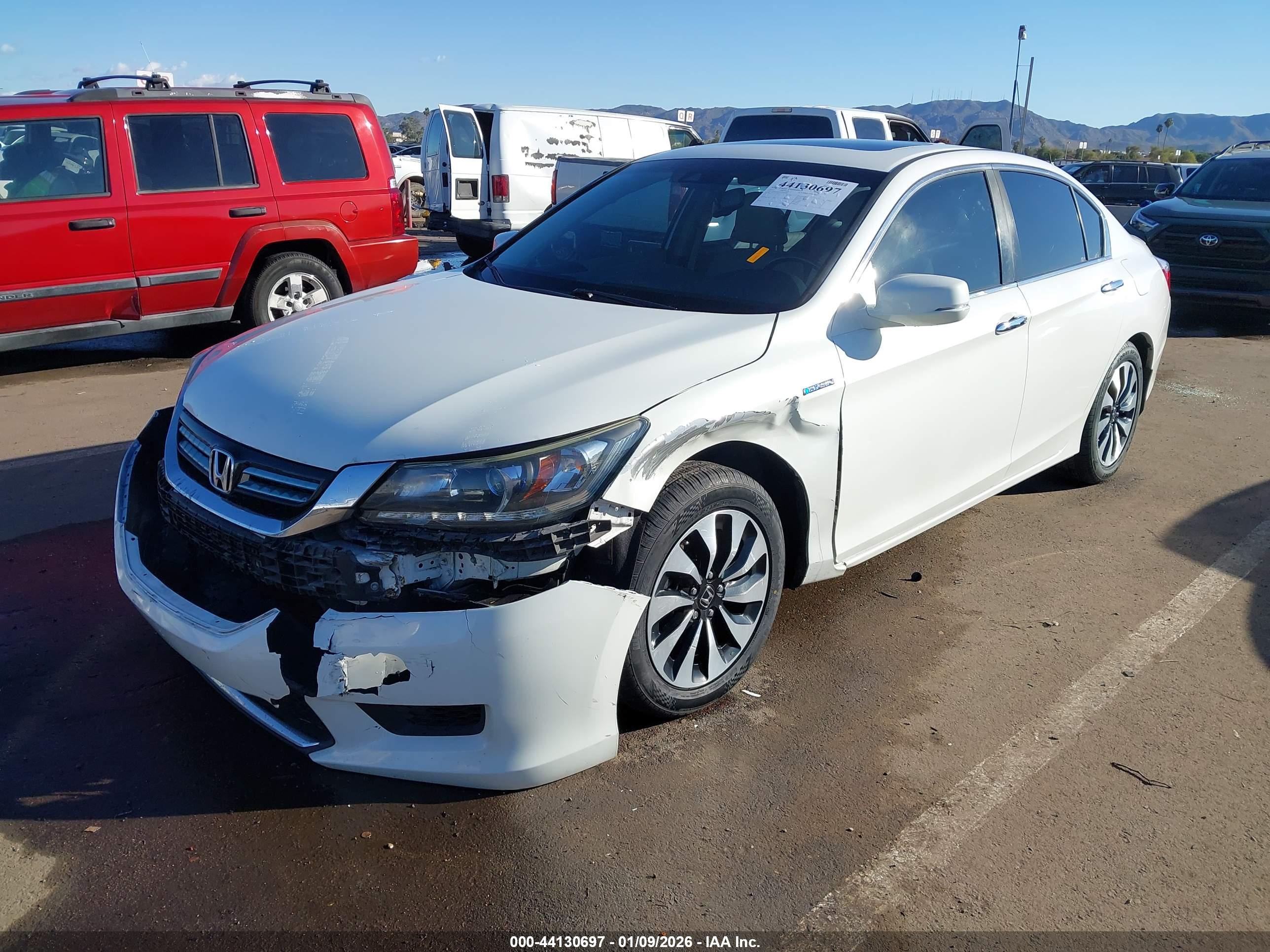 HONDA ACCORD image 2