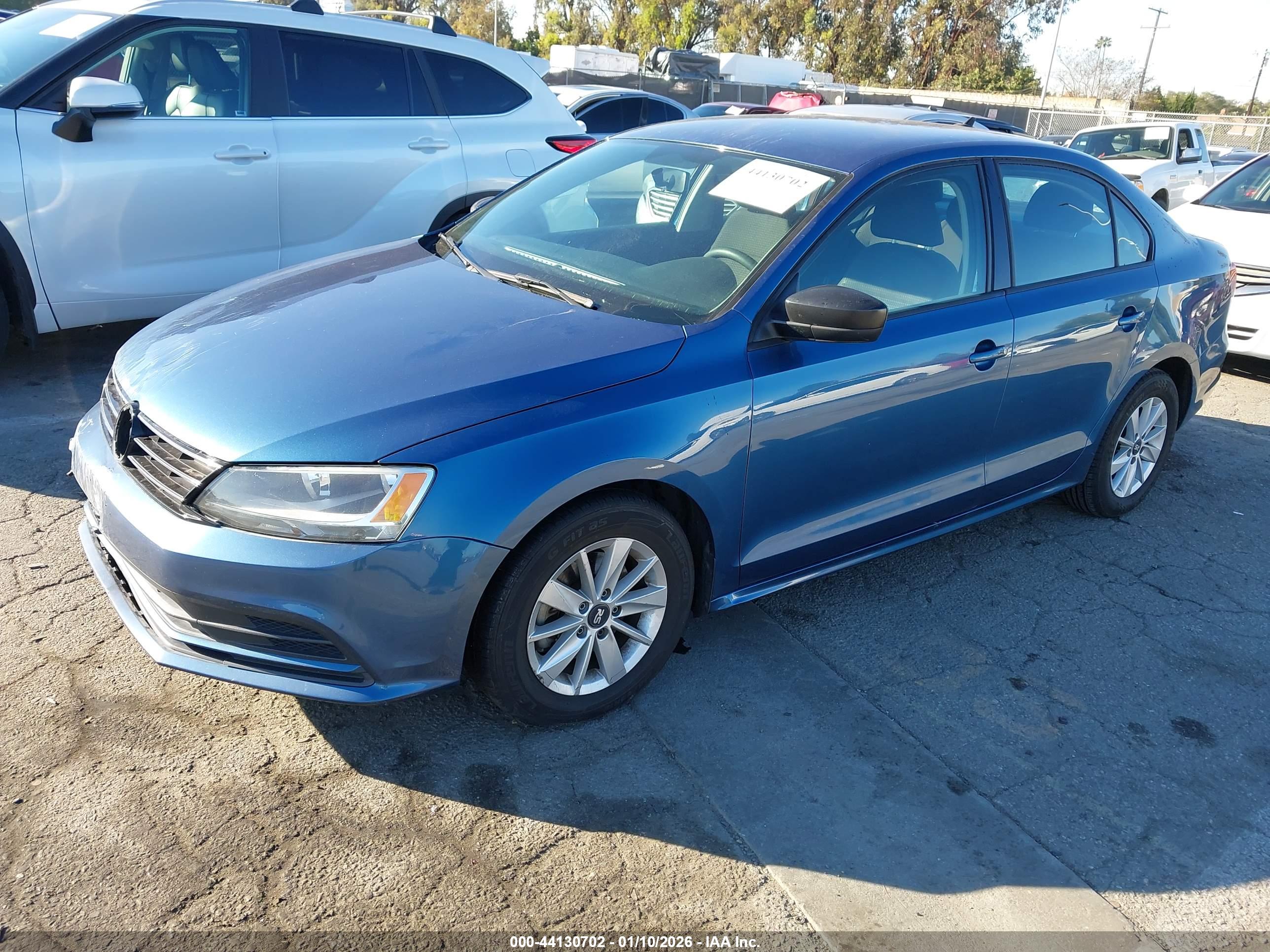 VOLKSWAGEN JETTA image 2