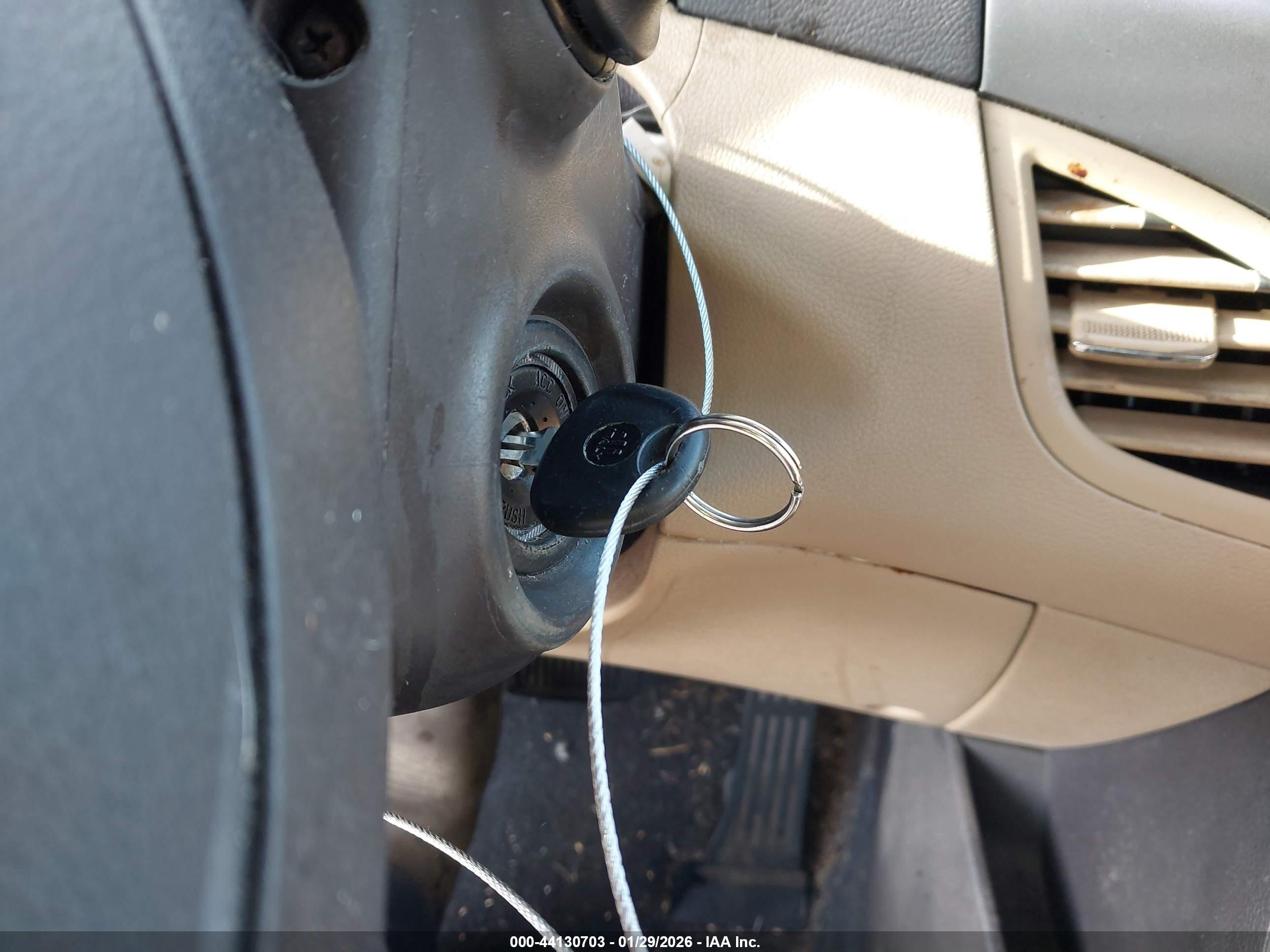 HYUNDAI ELANTRA image 11