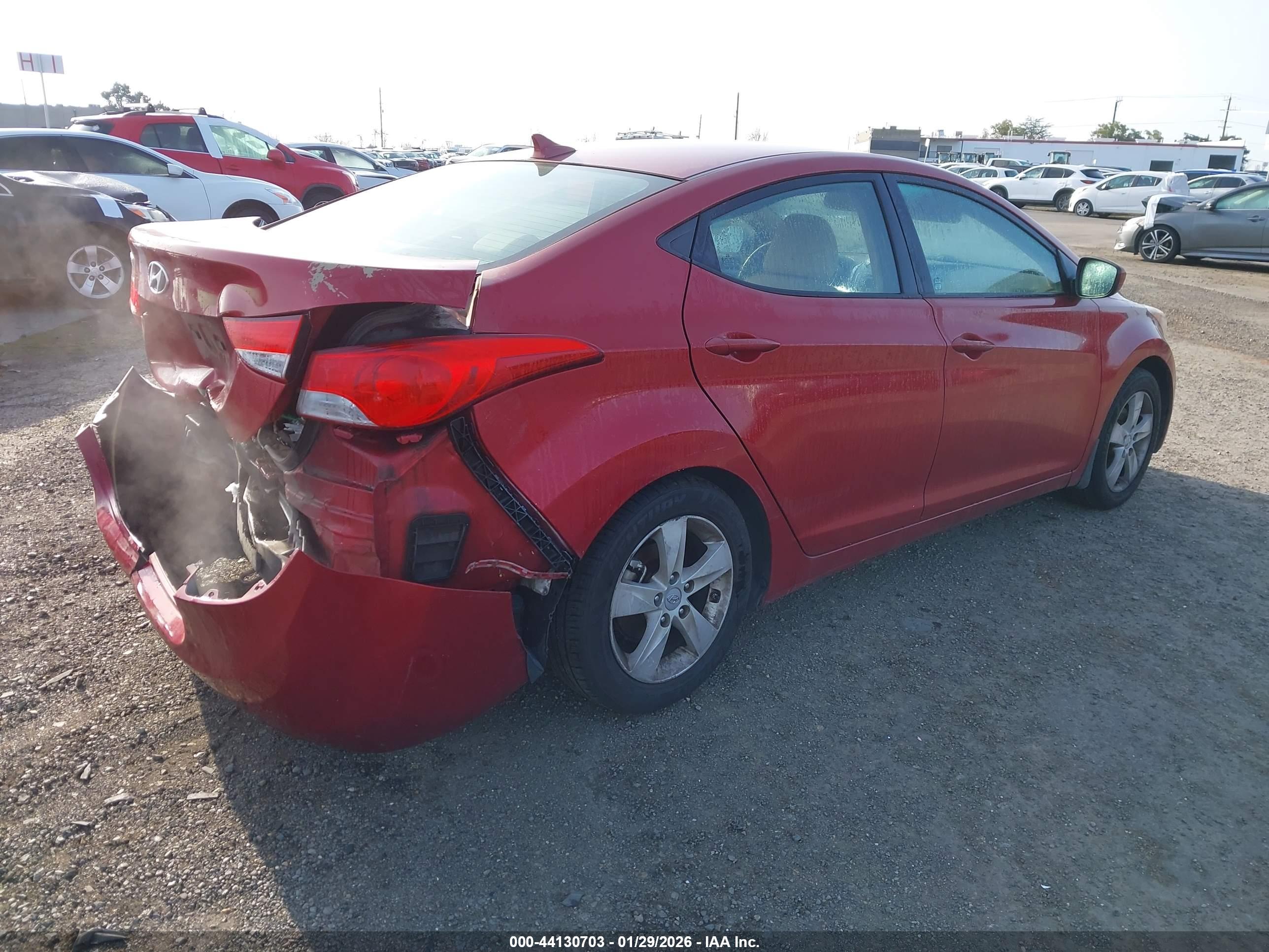 HYUNDAI ELANTRA image 4