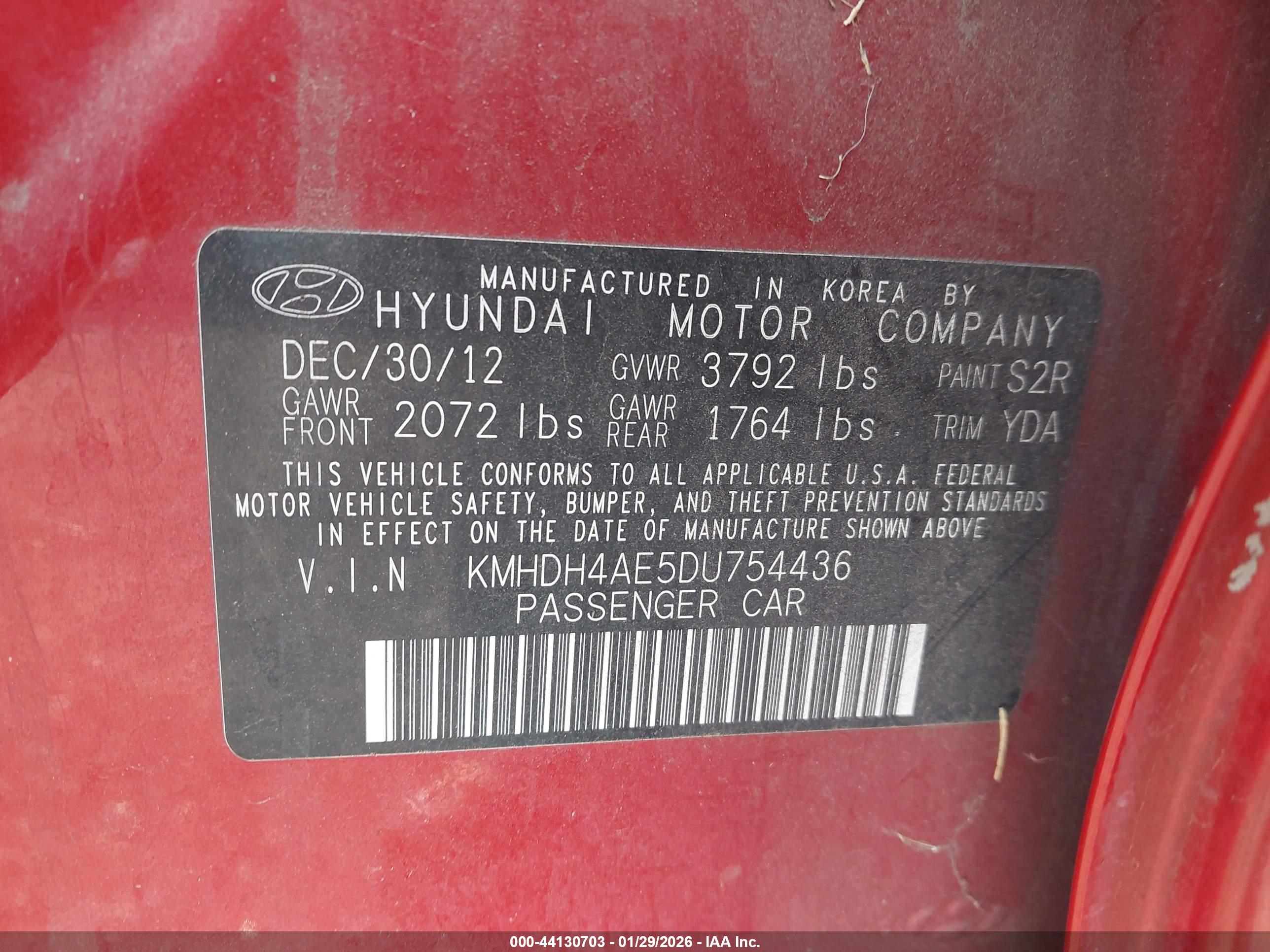 HYUNDAI ELANTRA image 9