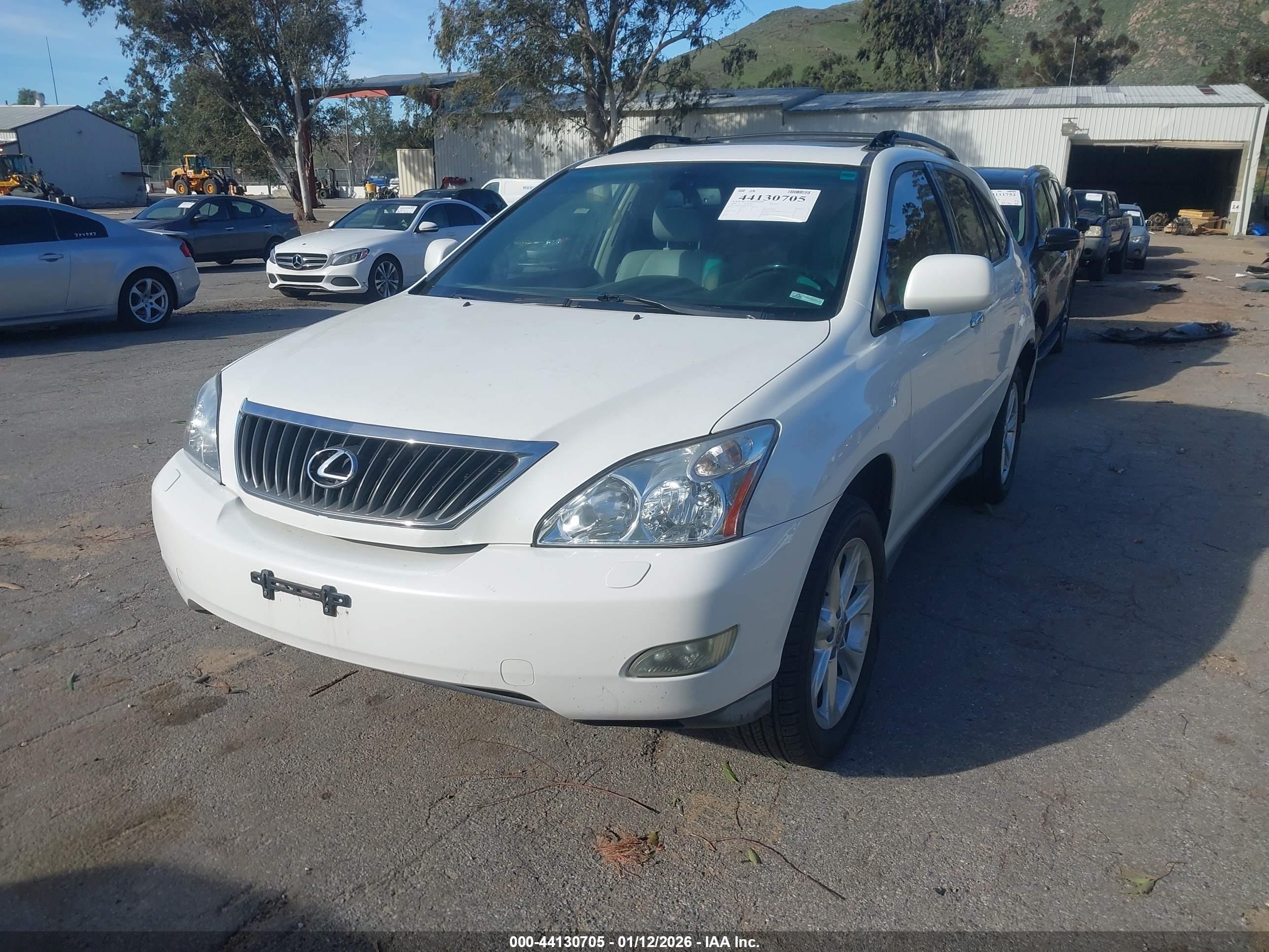 LEXUS RX image 2