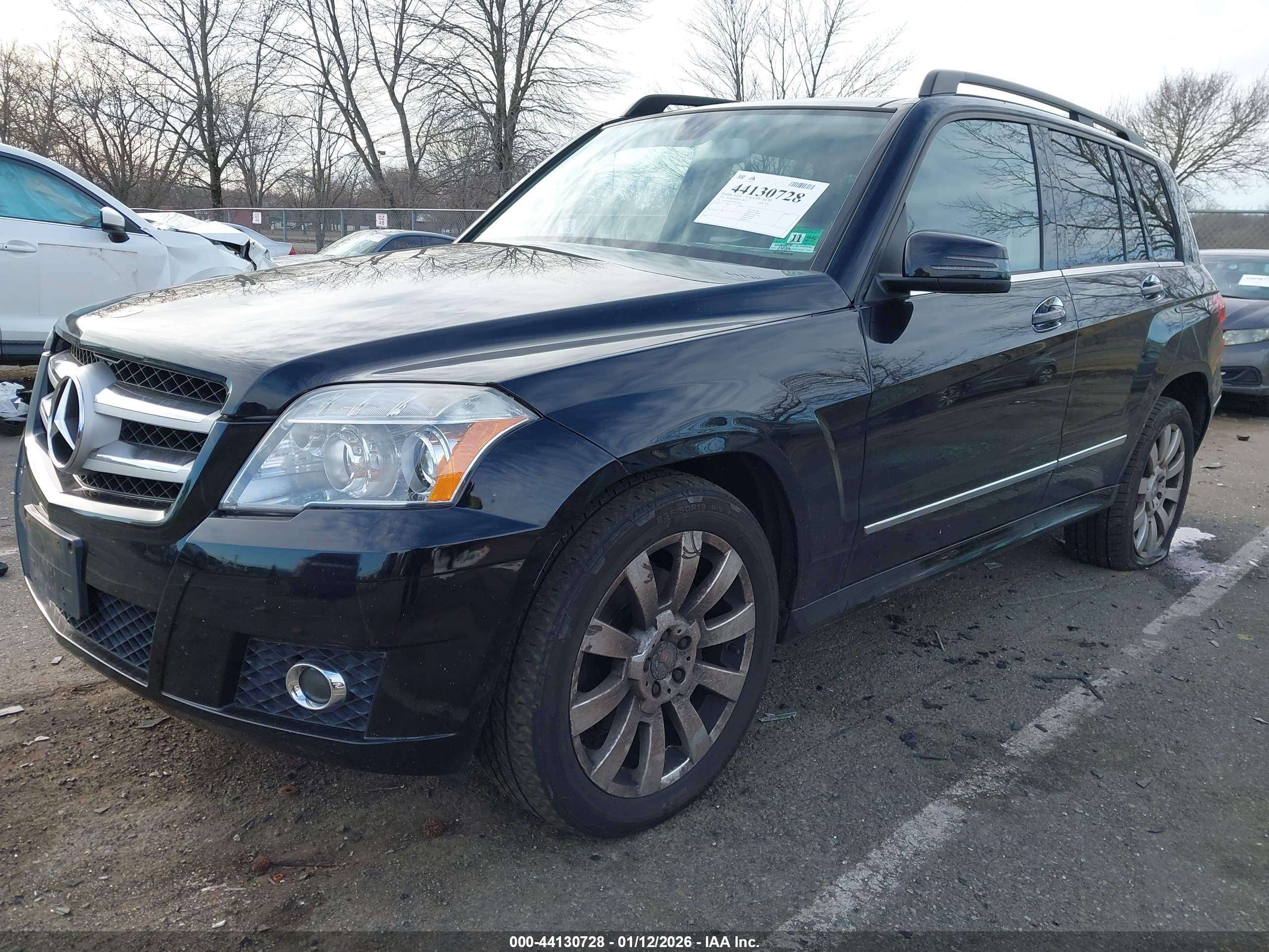 MERCEDES-BENZ GLK image 2