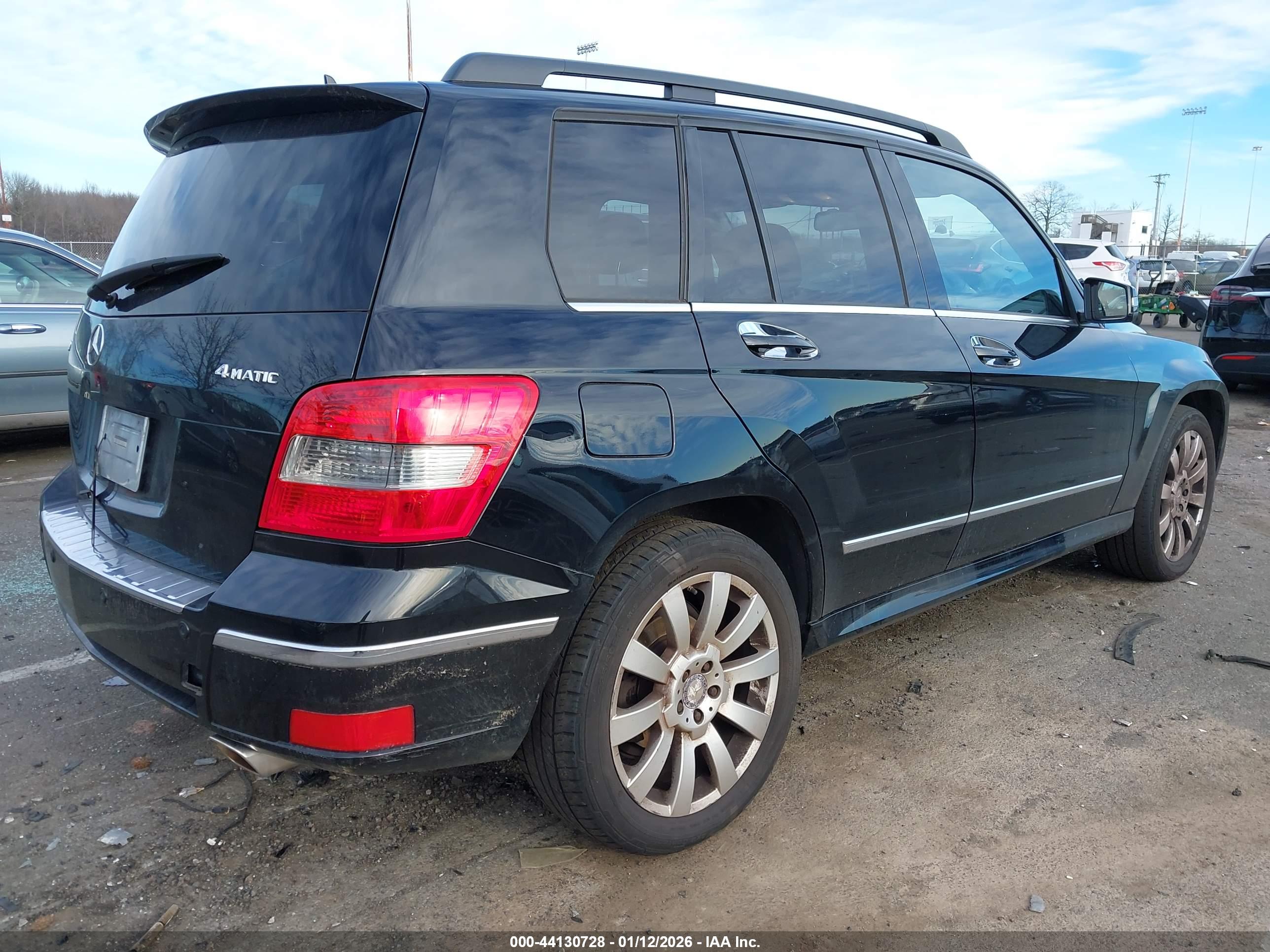 MERCEDES-BENZ GLK image 4