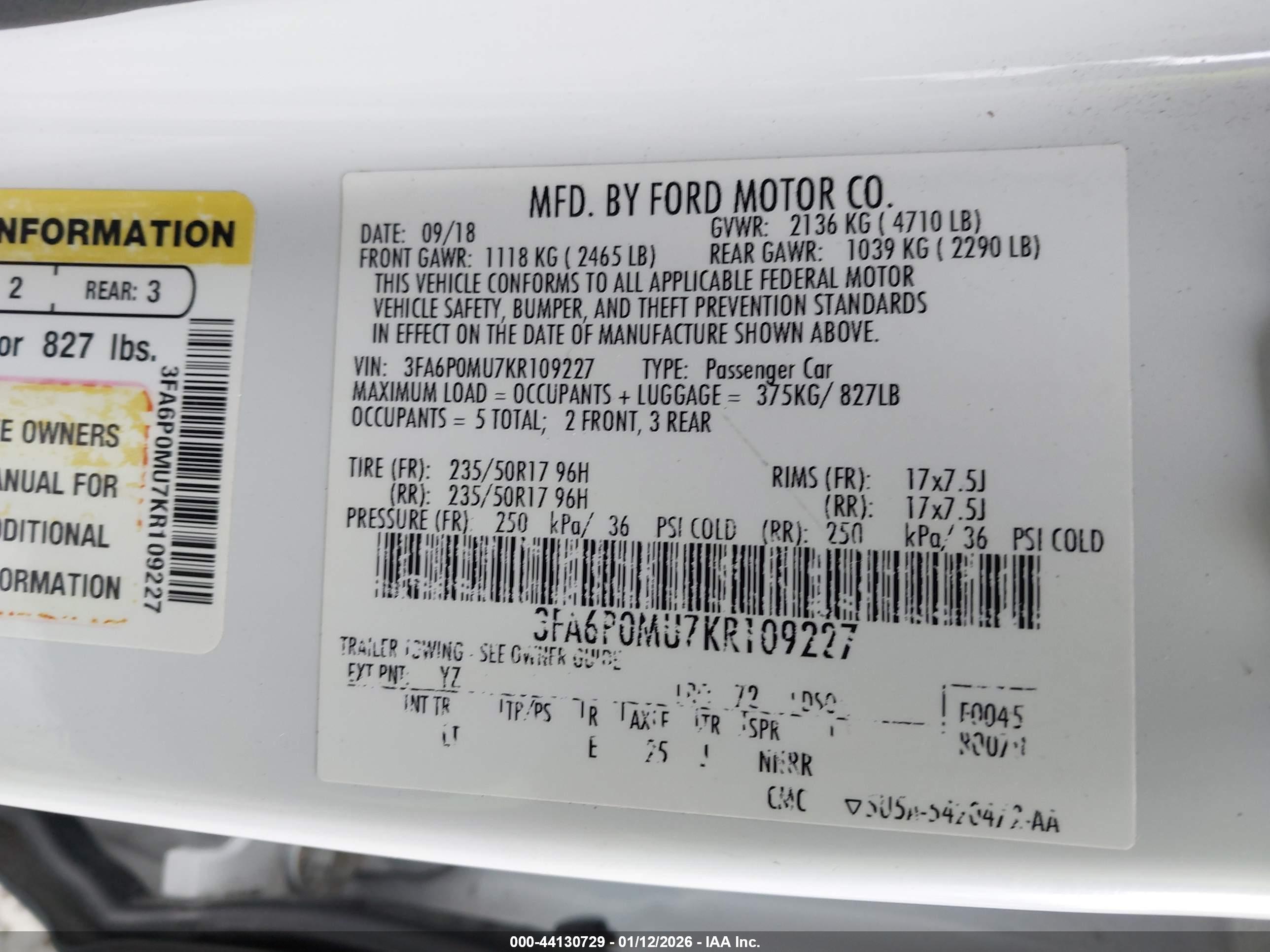 FORD FUSION image 9
