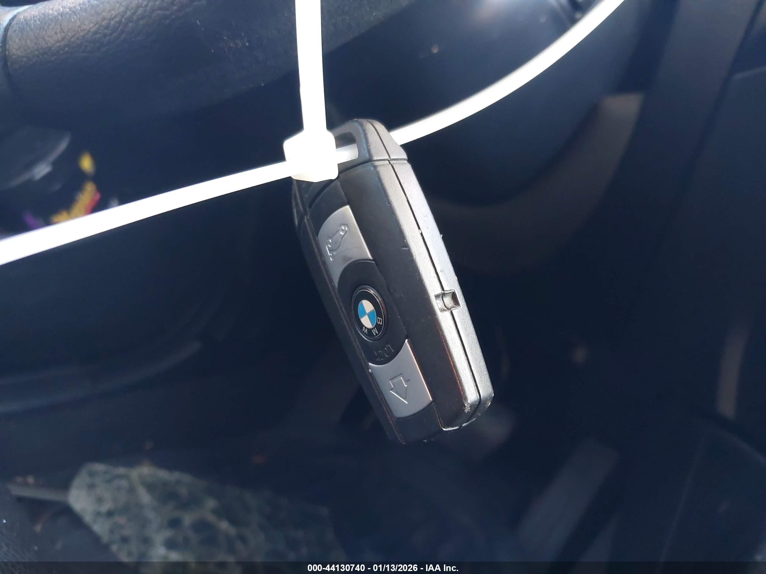 BMW X1 image 11