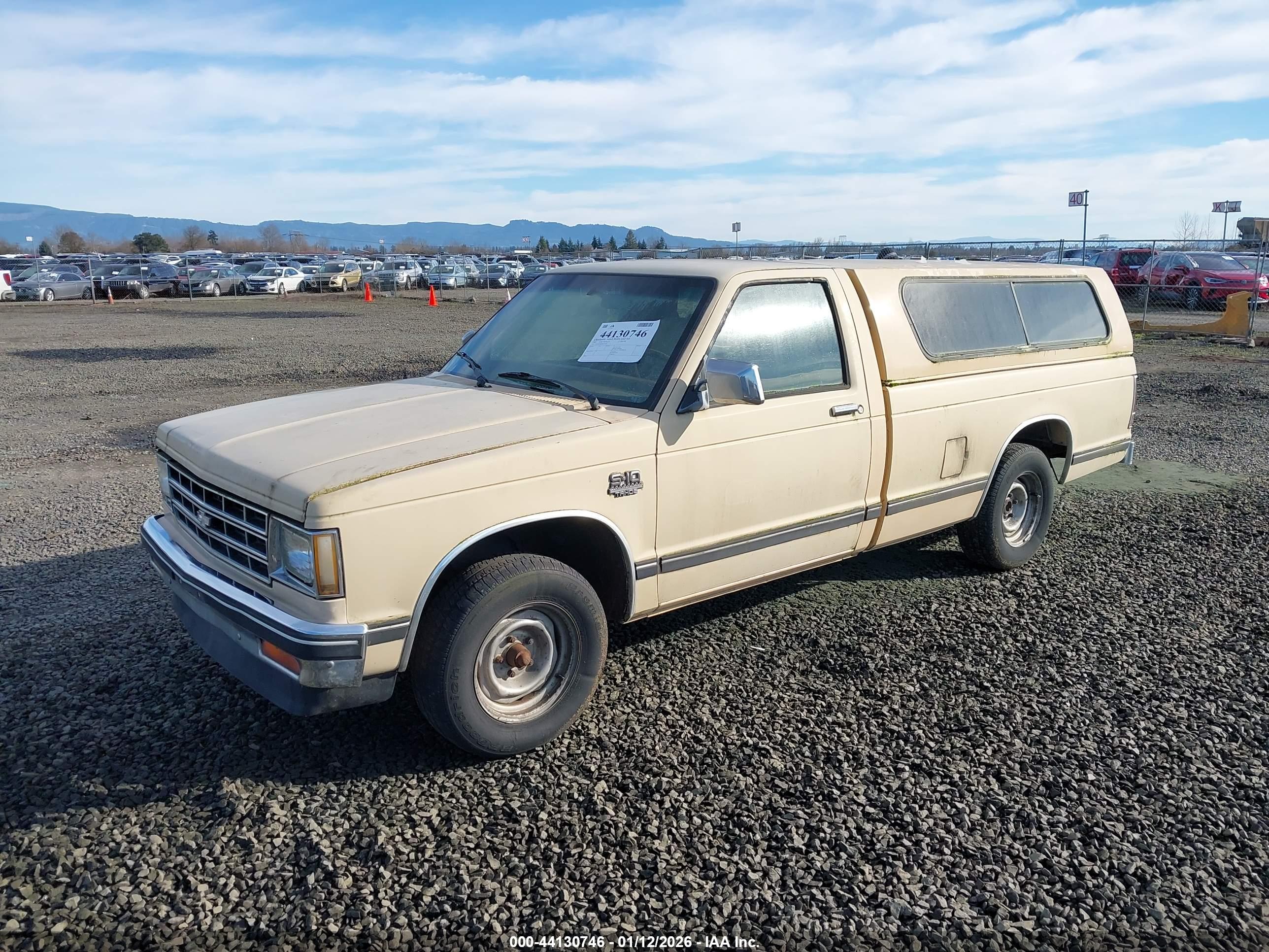 CHEVROLET S image 2
