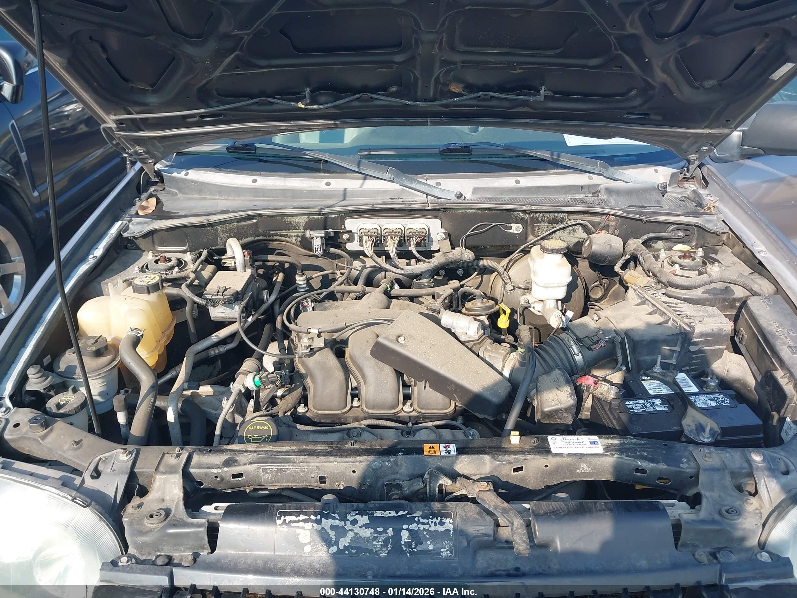 FORD ESCAPE image 10