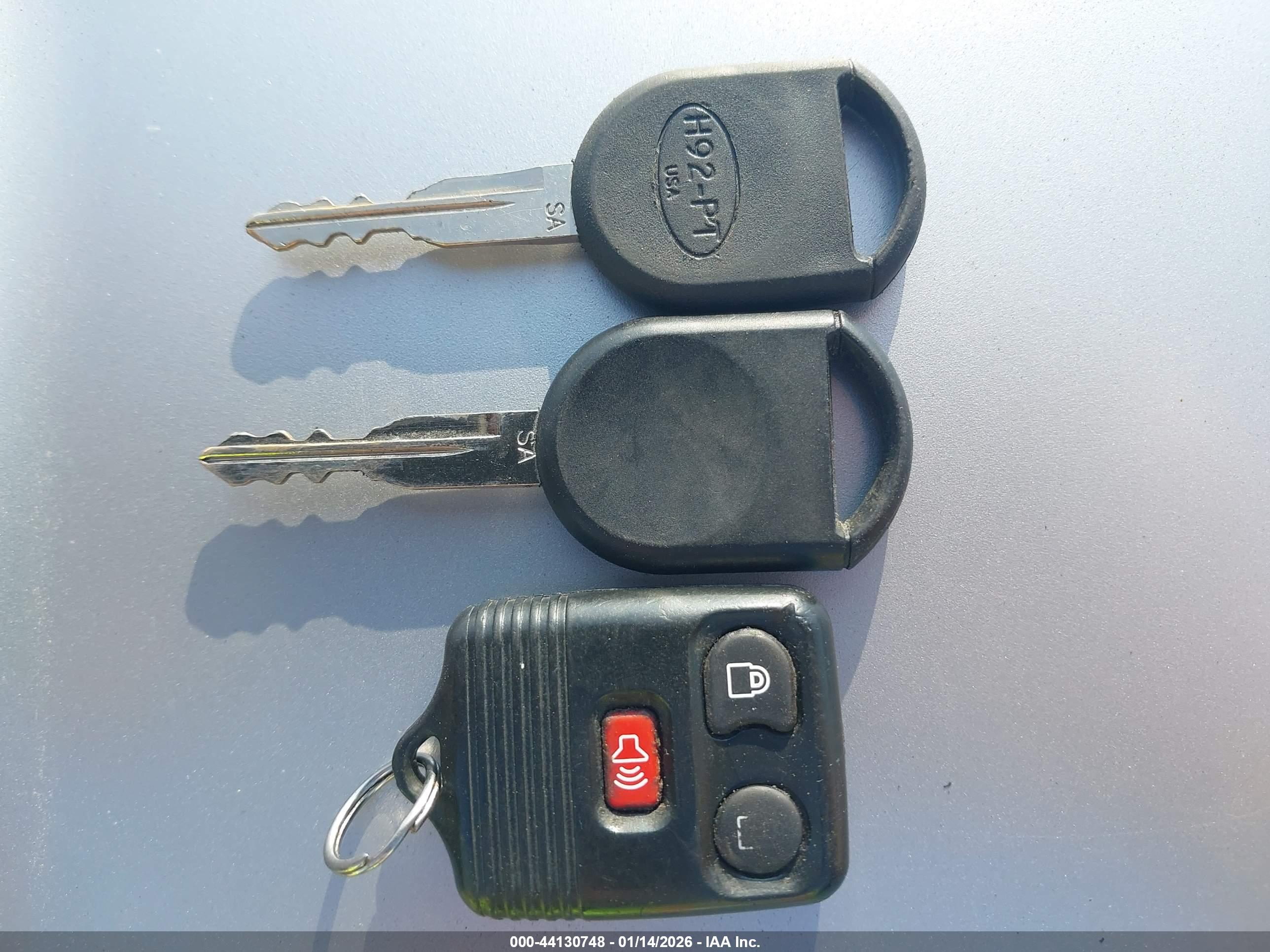 FORD ESCAPE image 11