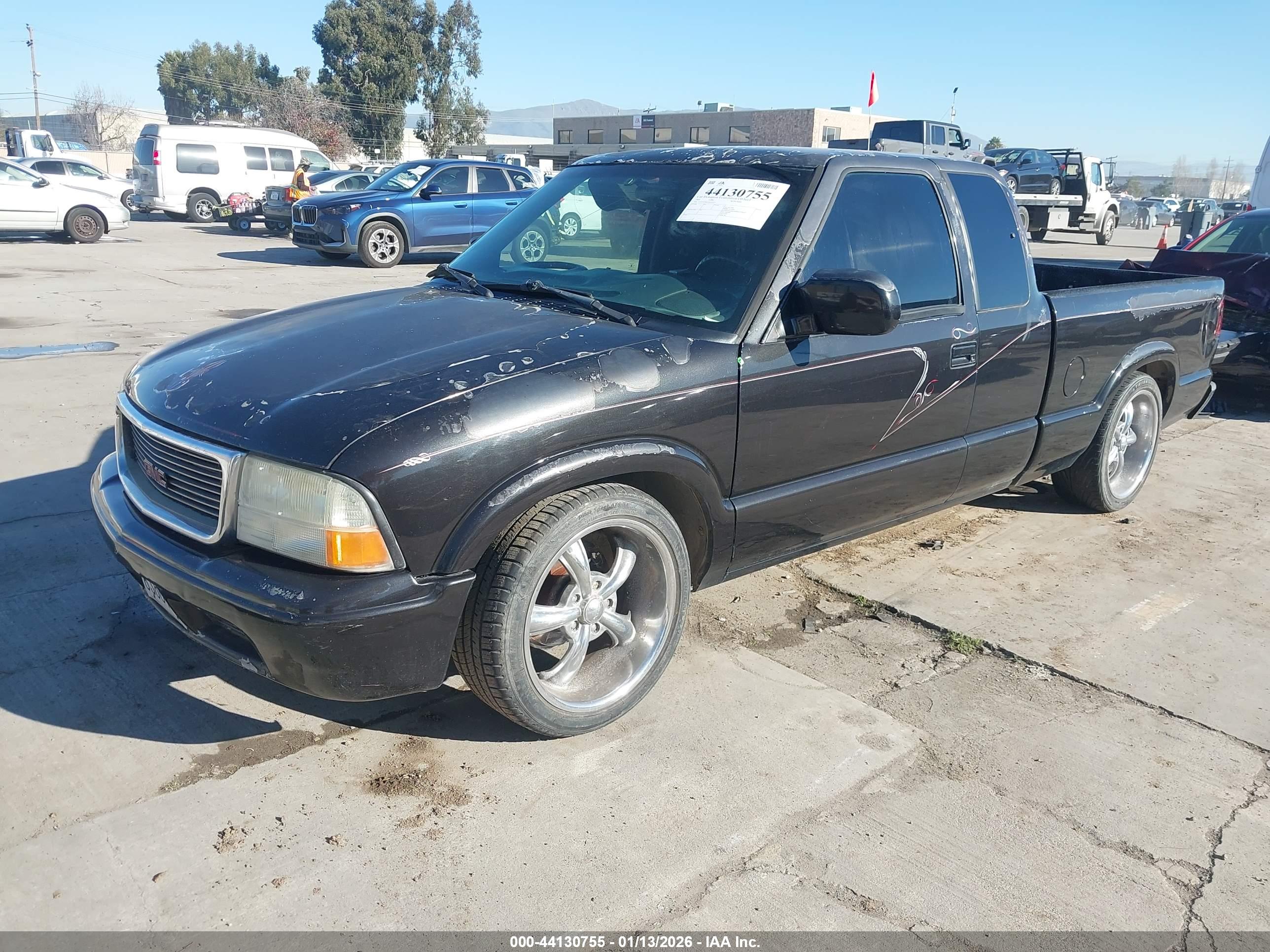 GMC SONOMA image 2
