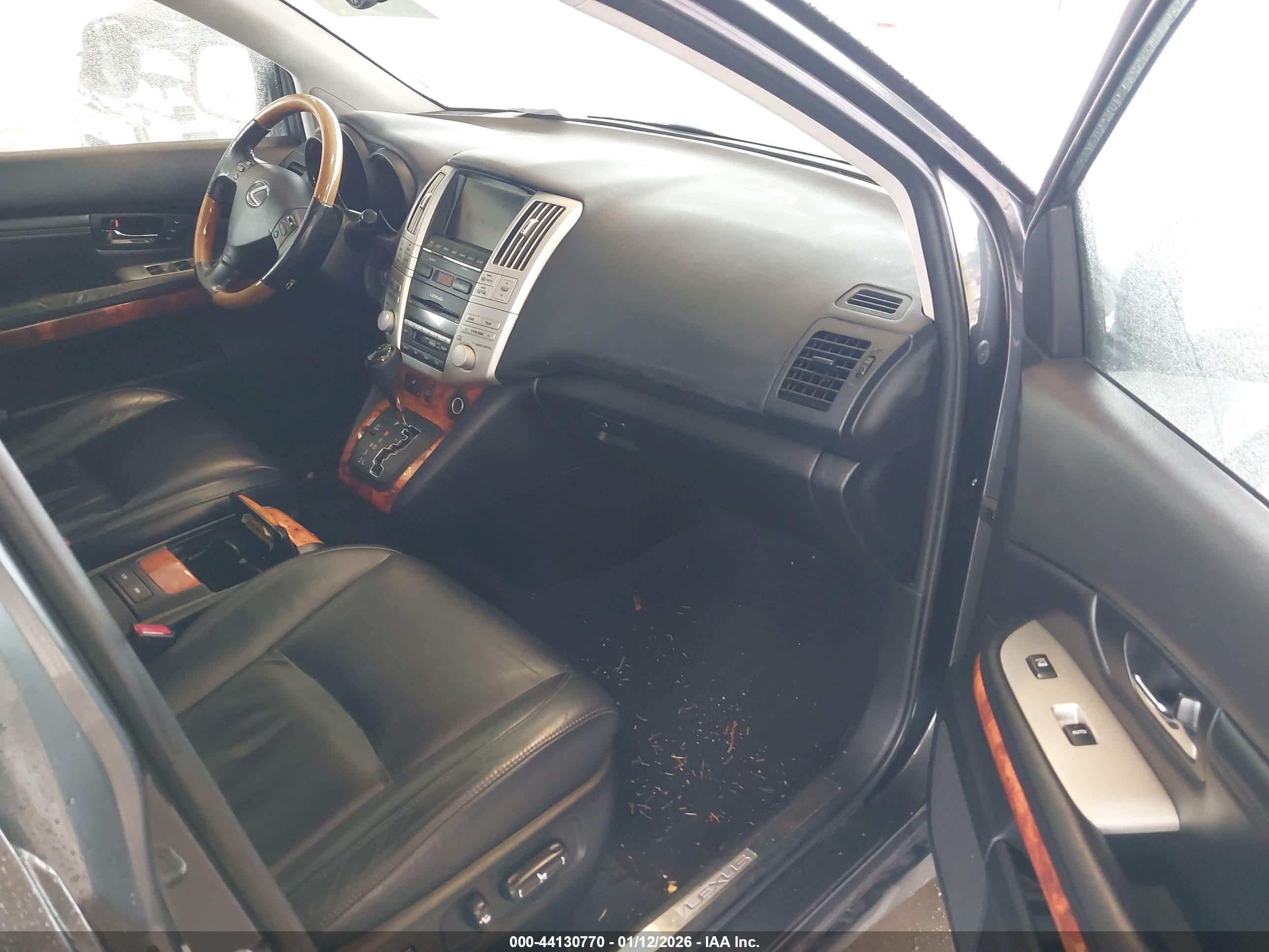 LEXUS RX image 5