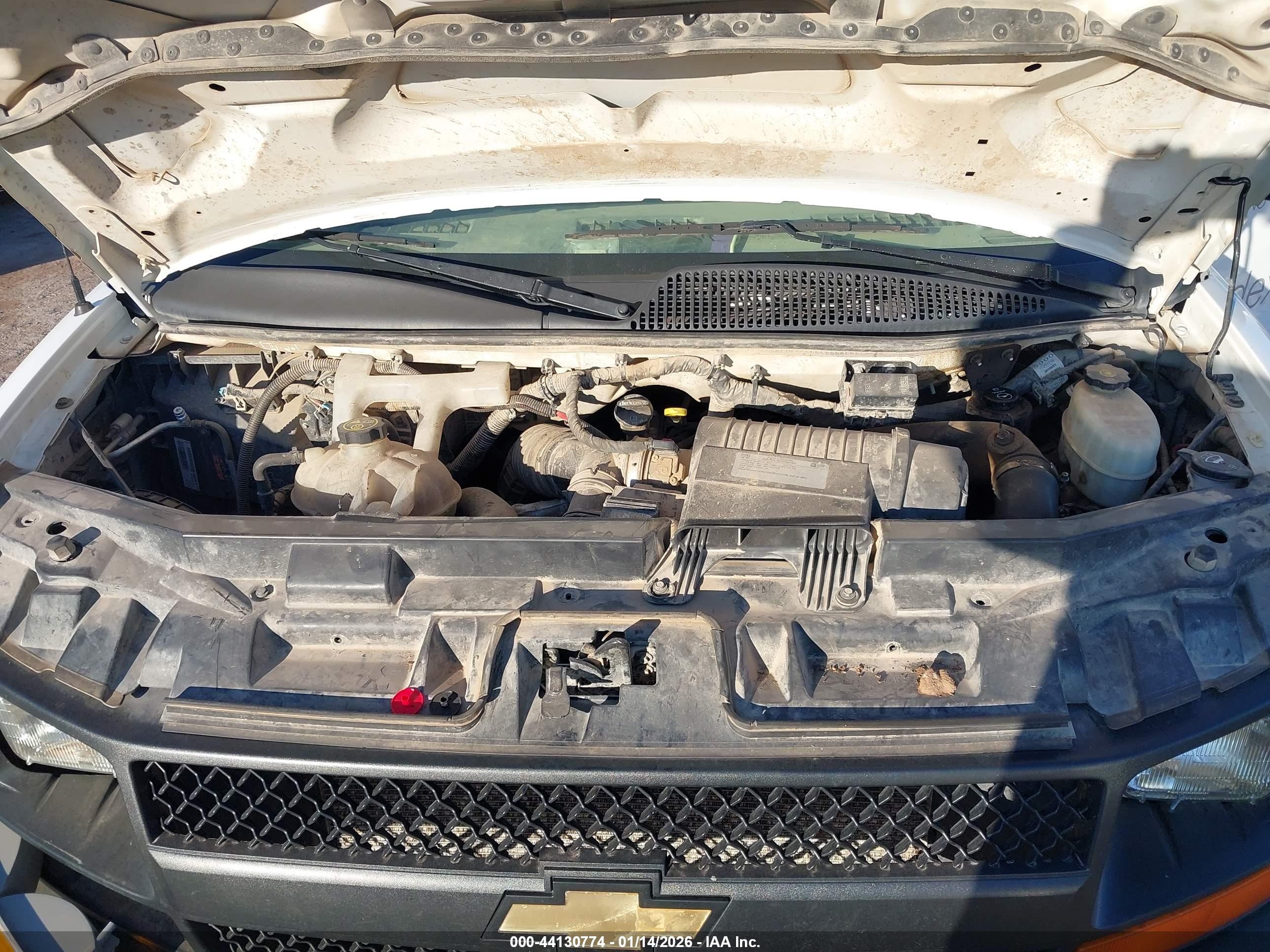CHEVROLET EXPRESS image 10