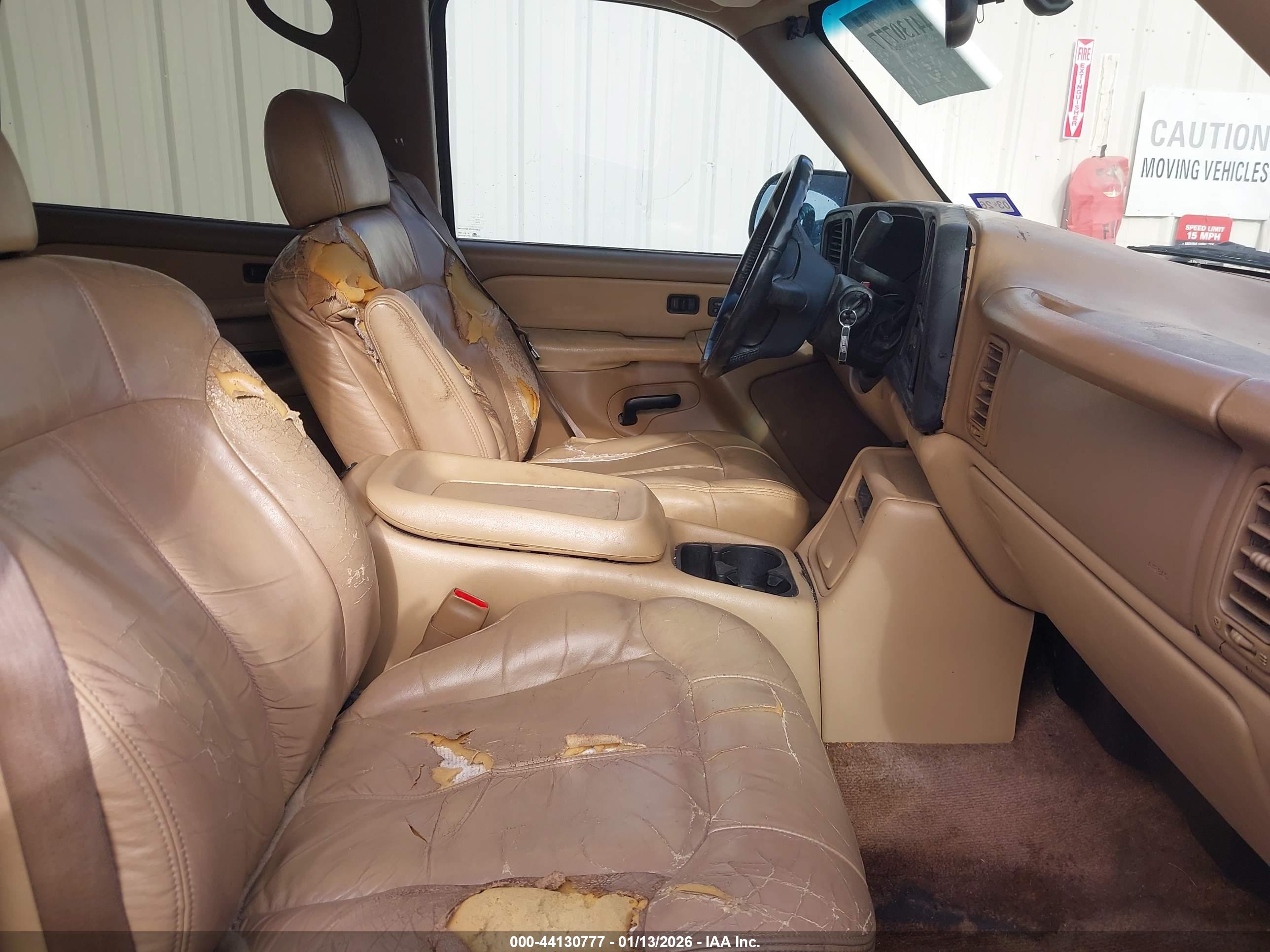 CHEVROLET TAHOE image 5