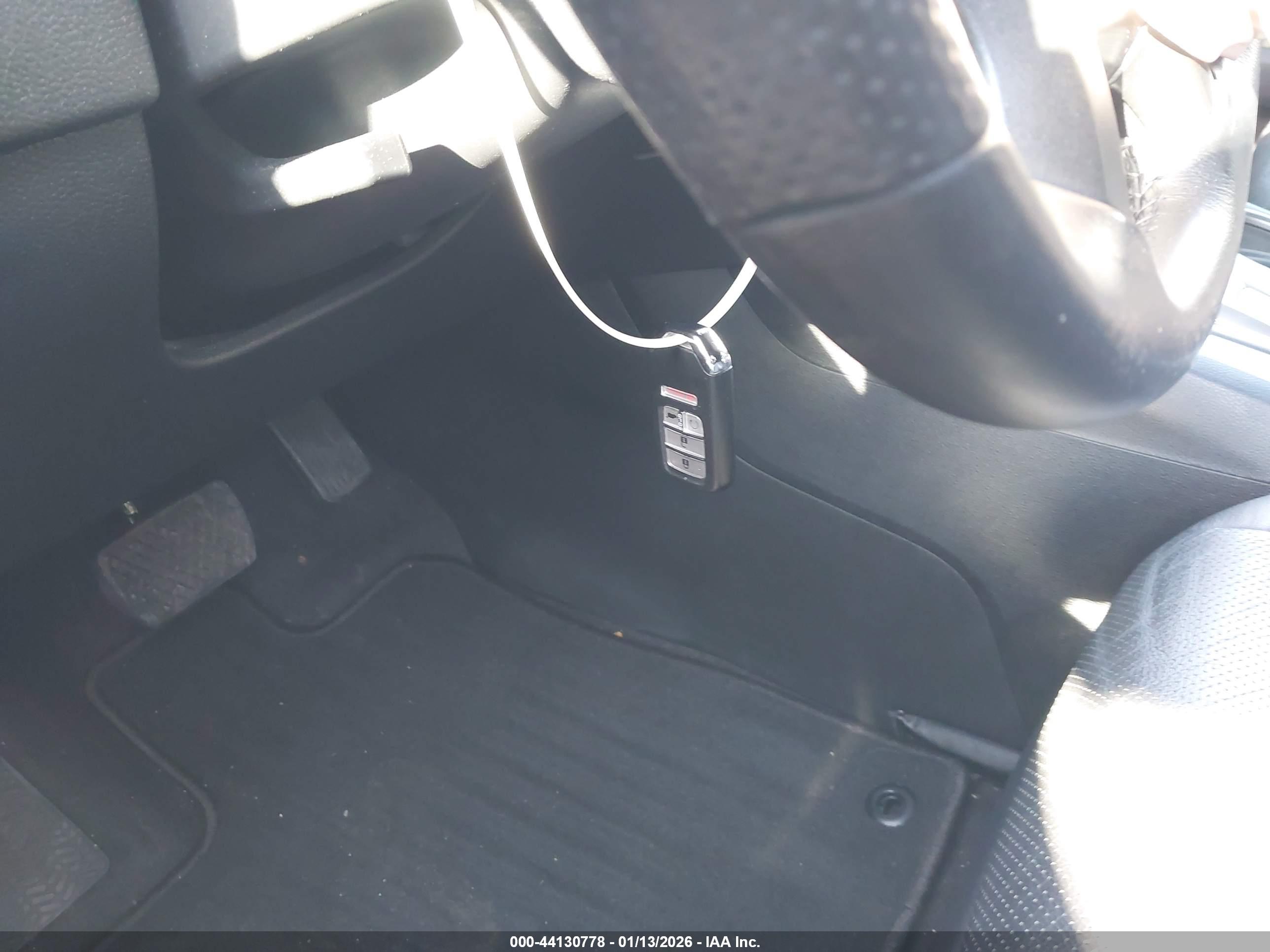 HONDA PASSPORT image 11