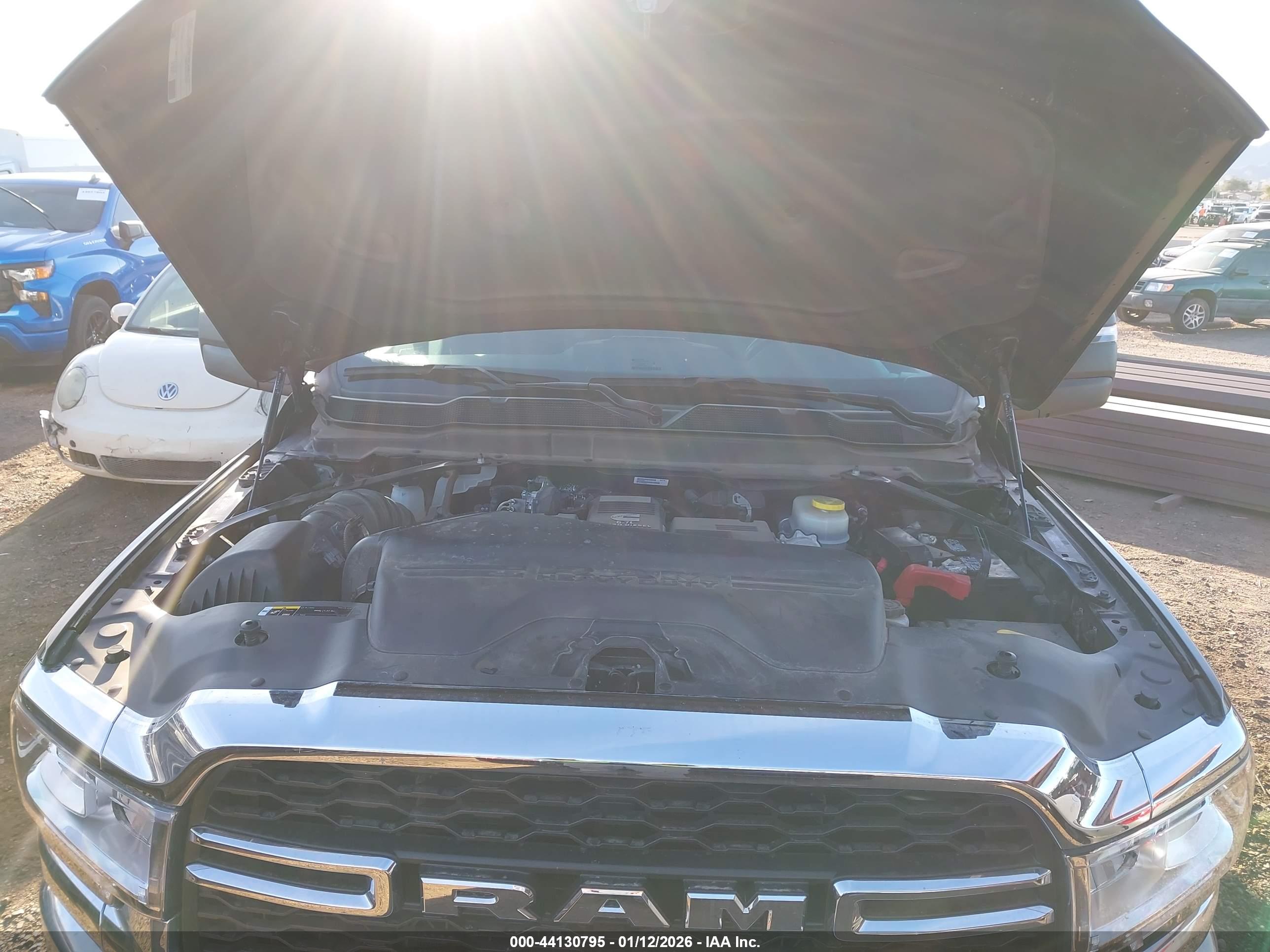 RAM 2500 image 10