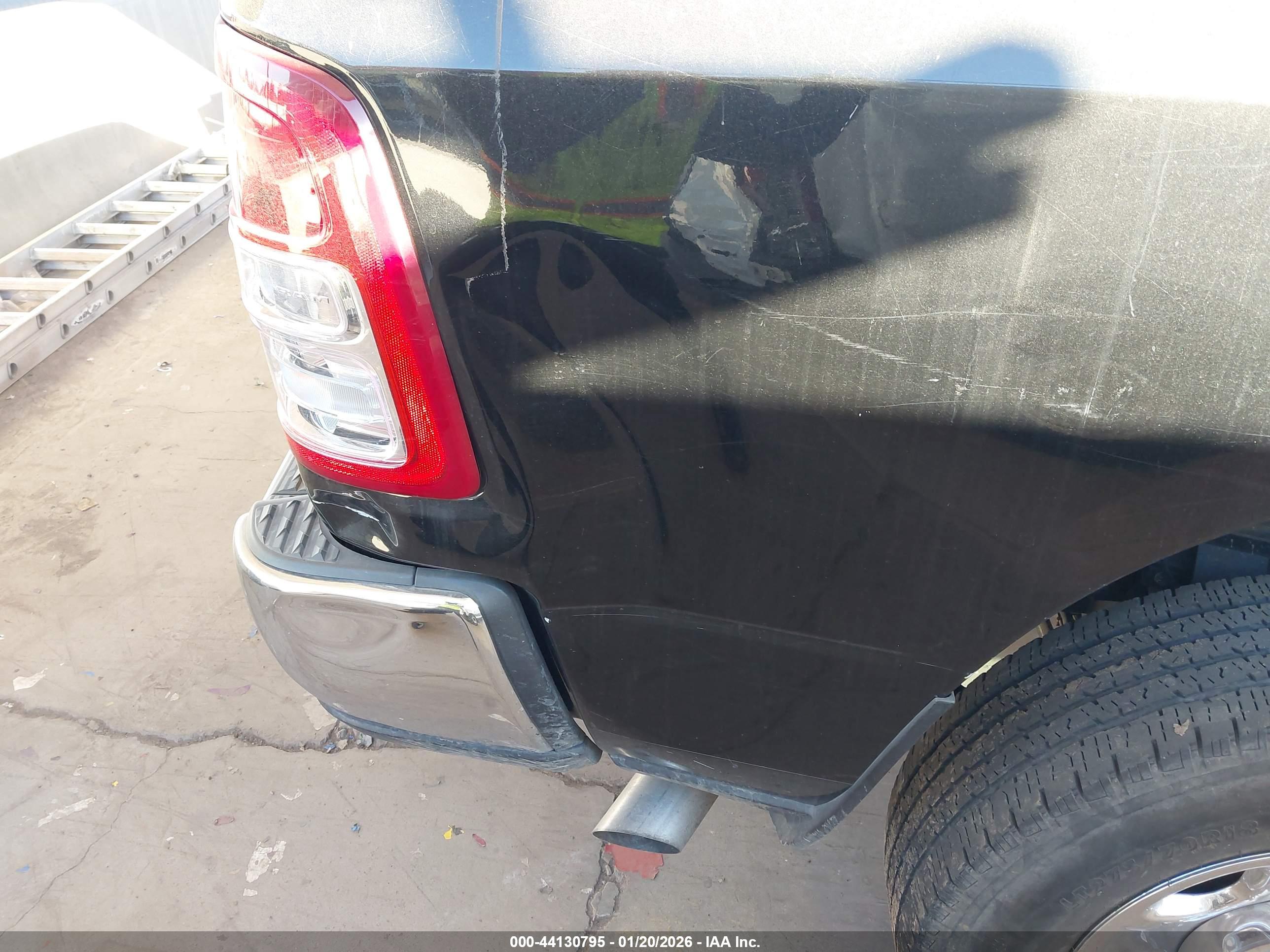 RAM 2500 image 6