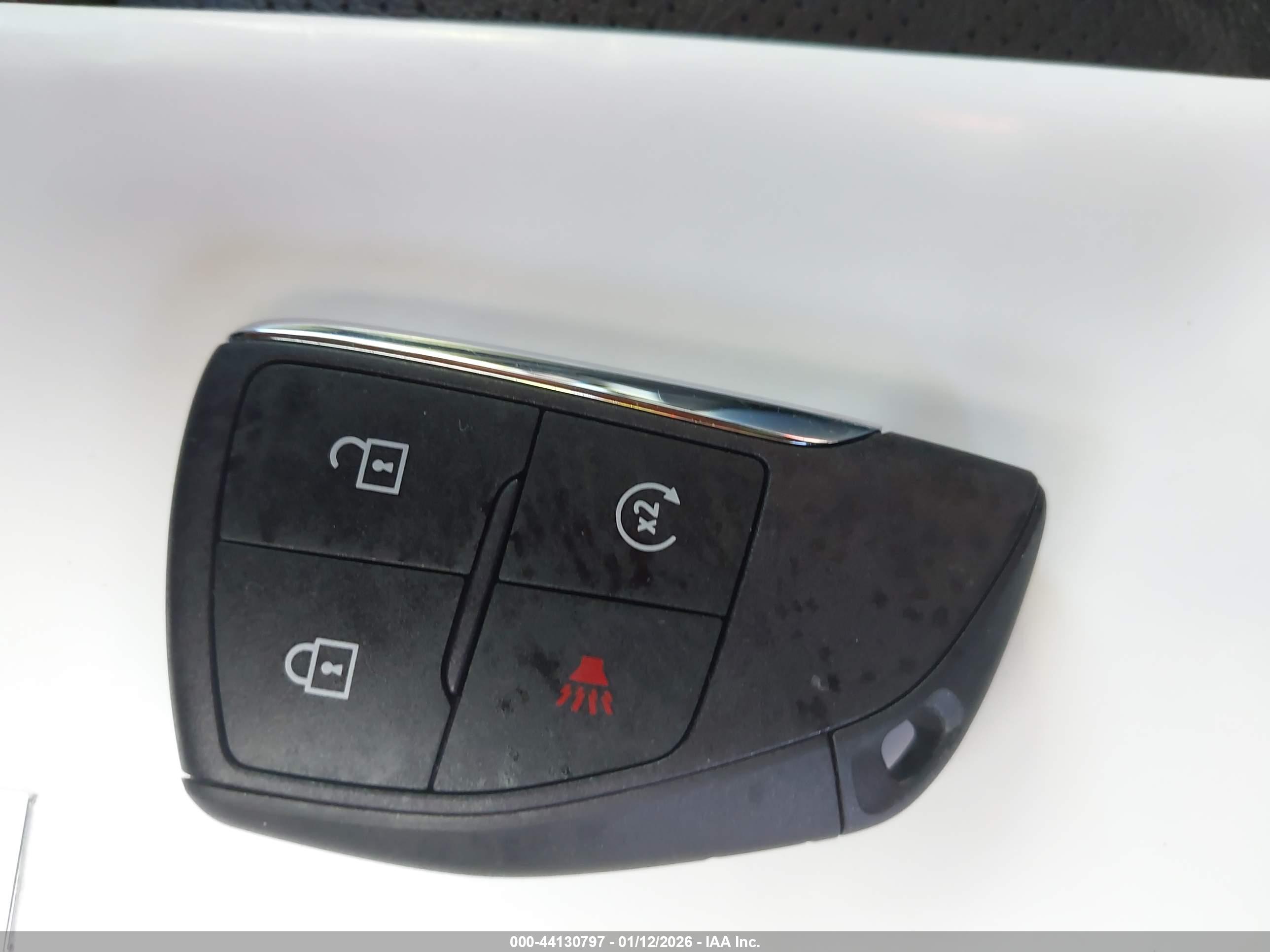 CHEVROLET COLORADO image 11