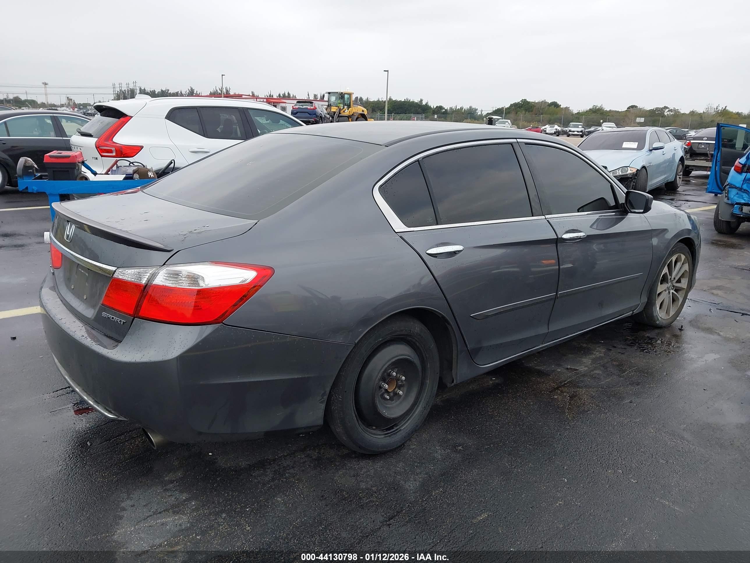 HONDA ACCORD image 4