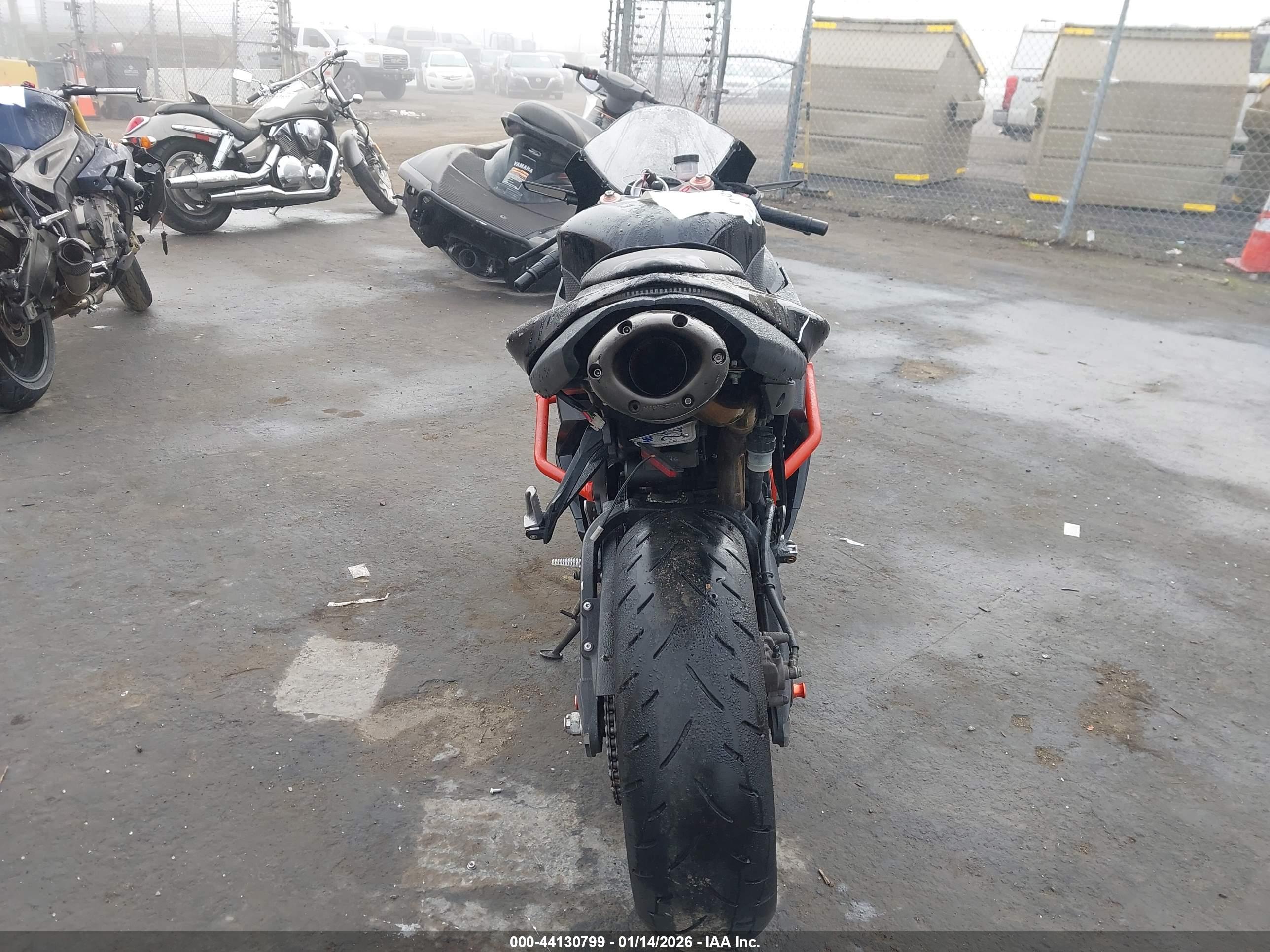 KAWASAKI ZX600 image 6