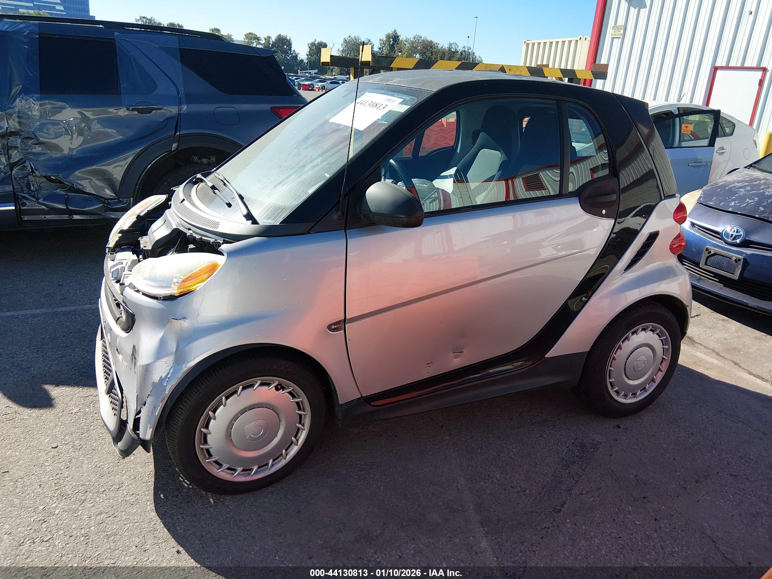 SMART FORTWO image 2