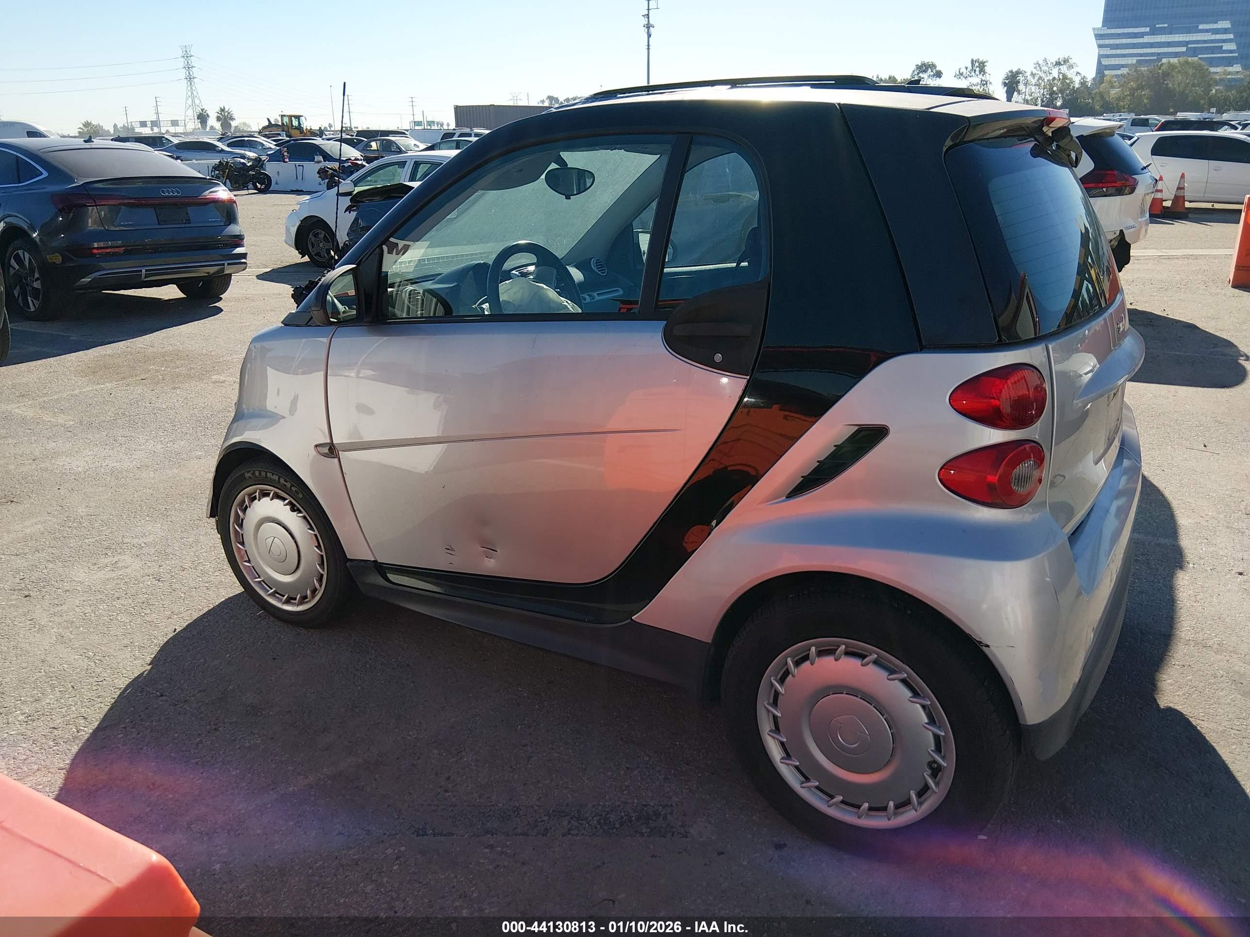 SMART FORTWO image 3