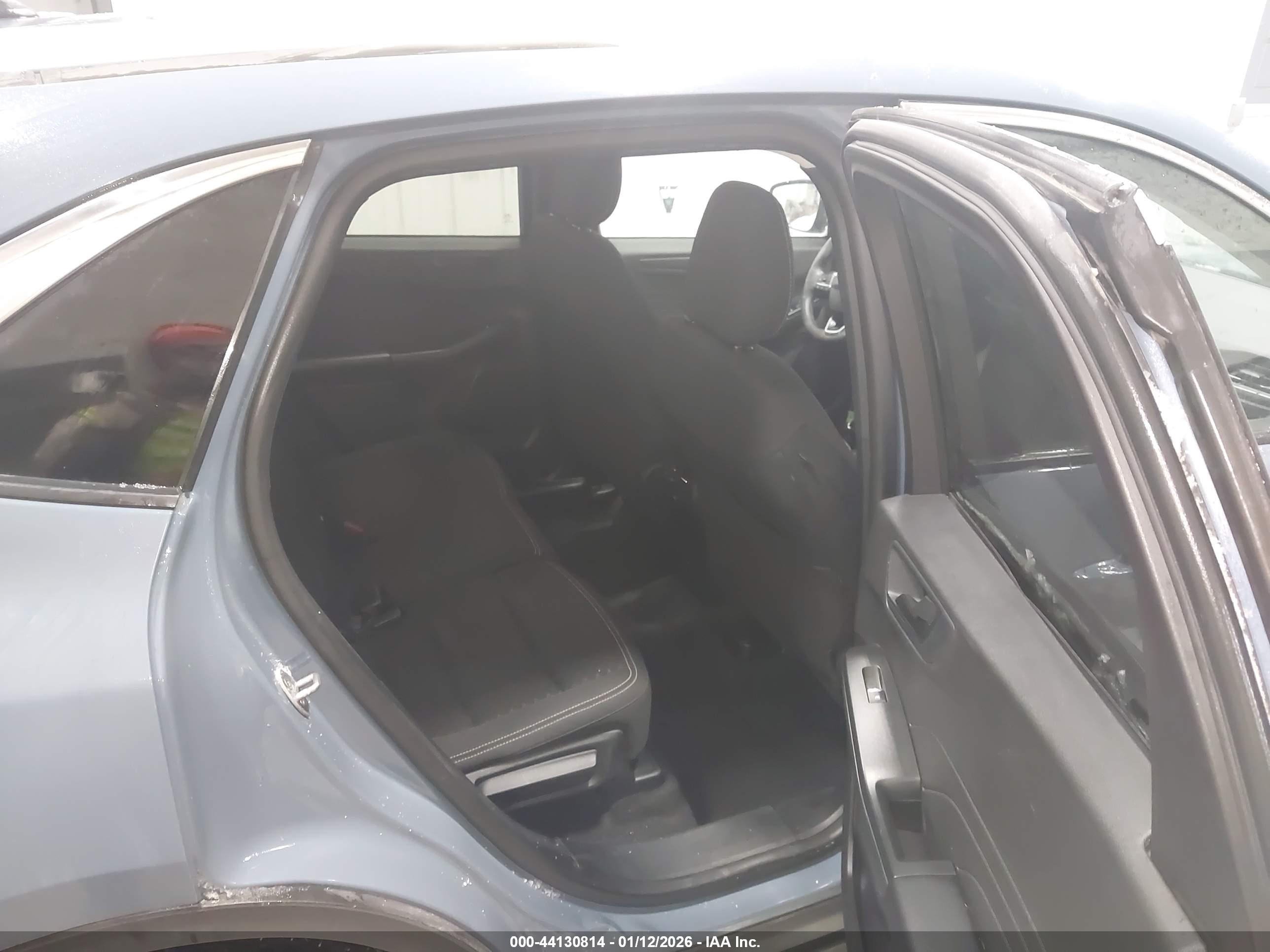 FORD ESCAPE image 8
