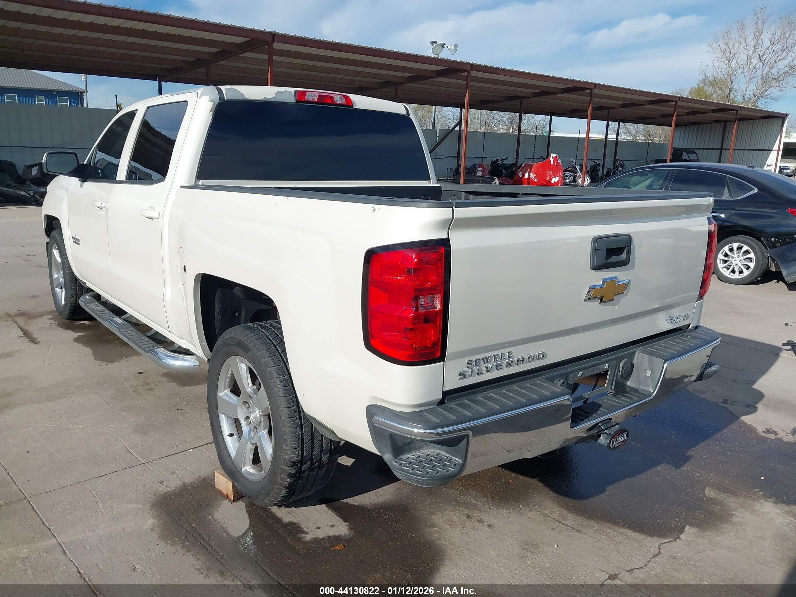 CHEVROLET SILVERADO image 3