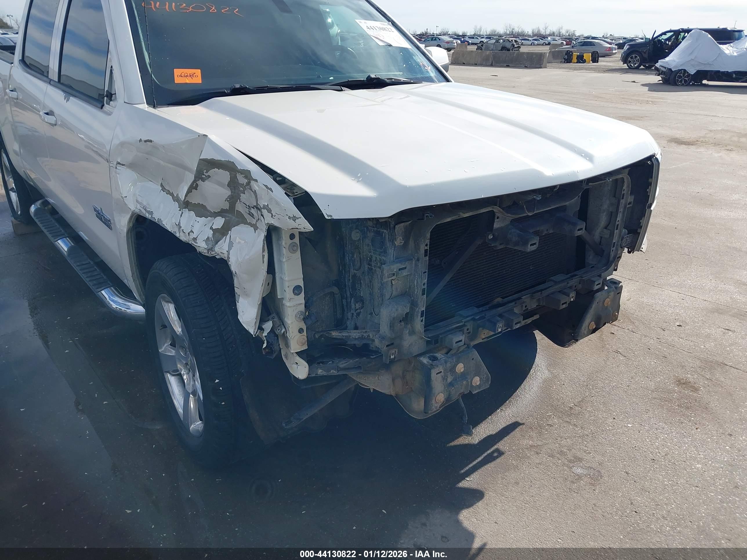 CHEVROLET SILVERADO image 6
